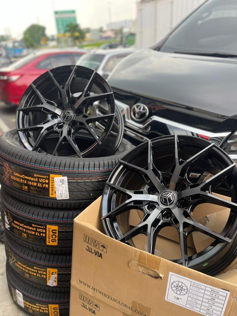 HIACE SPORT RIM 18INCH / H300-SR-5003-SPR