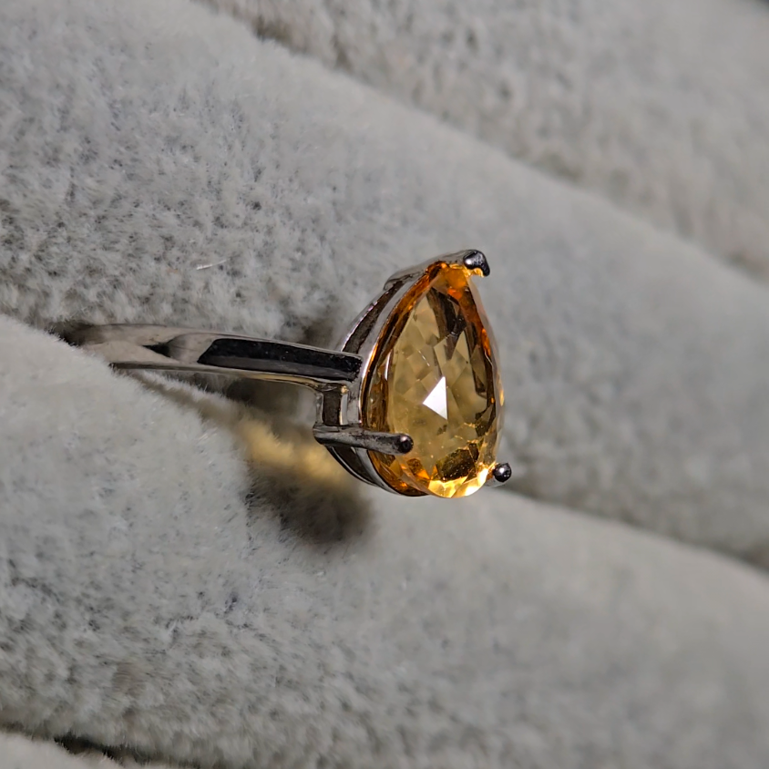 Gem-grade citrine ring in adjustable sterling silver - CT177