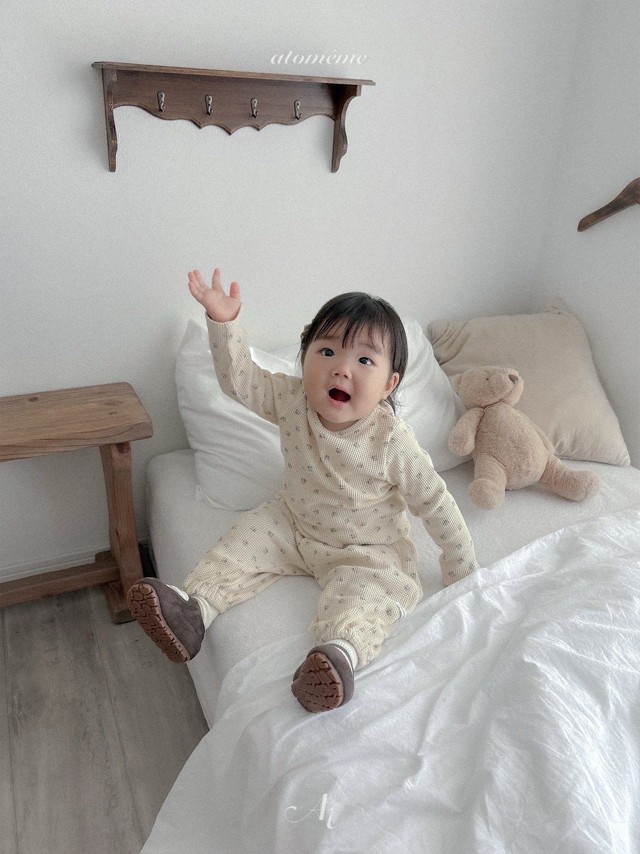 Atomeme | Latte pants