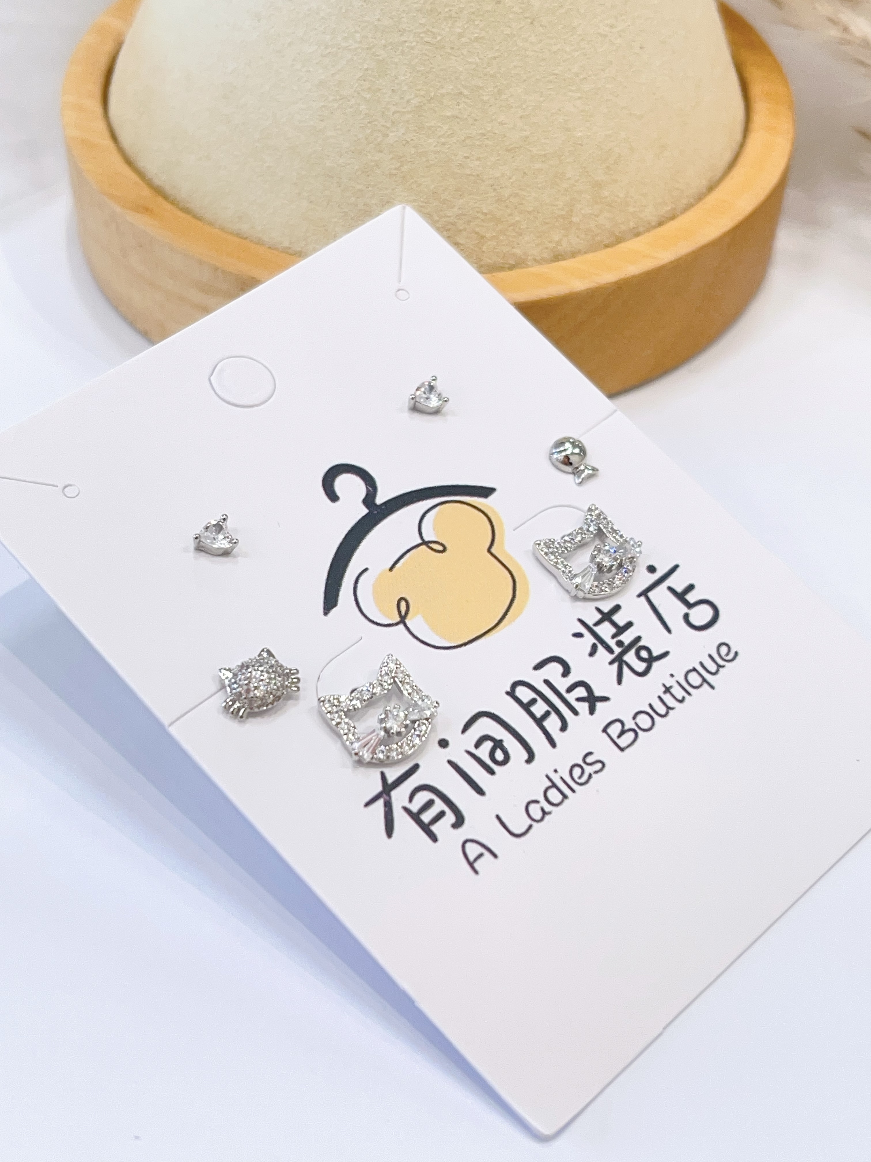 可爱镂空小猫耳环套装