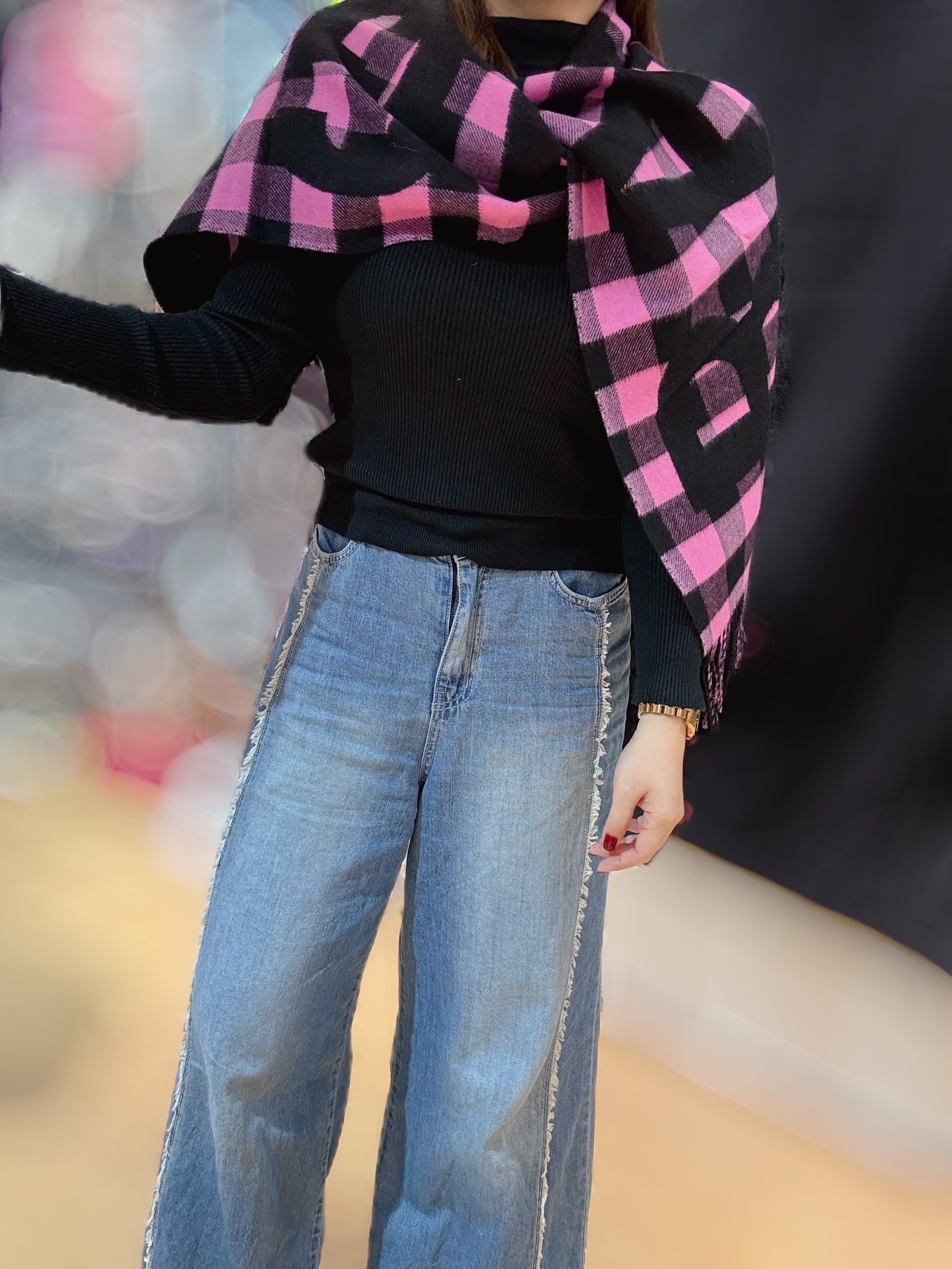 Balenciaga scarf grid/blk/pink