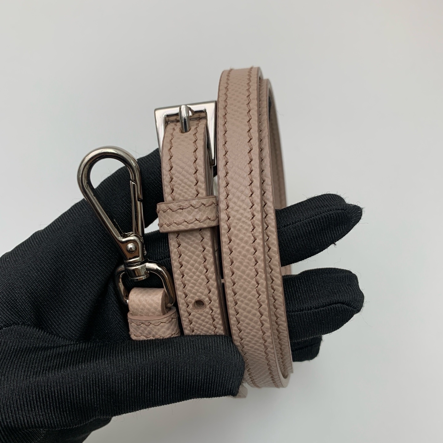 【預訂貨品】PRADA 淡粉色殺手包