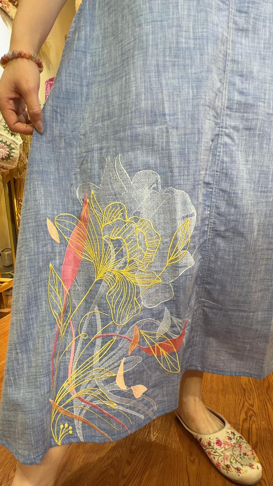 2499 Denim Color Fafa Emb. Sleeveless OP 46.5"