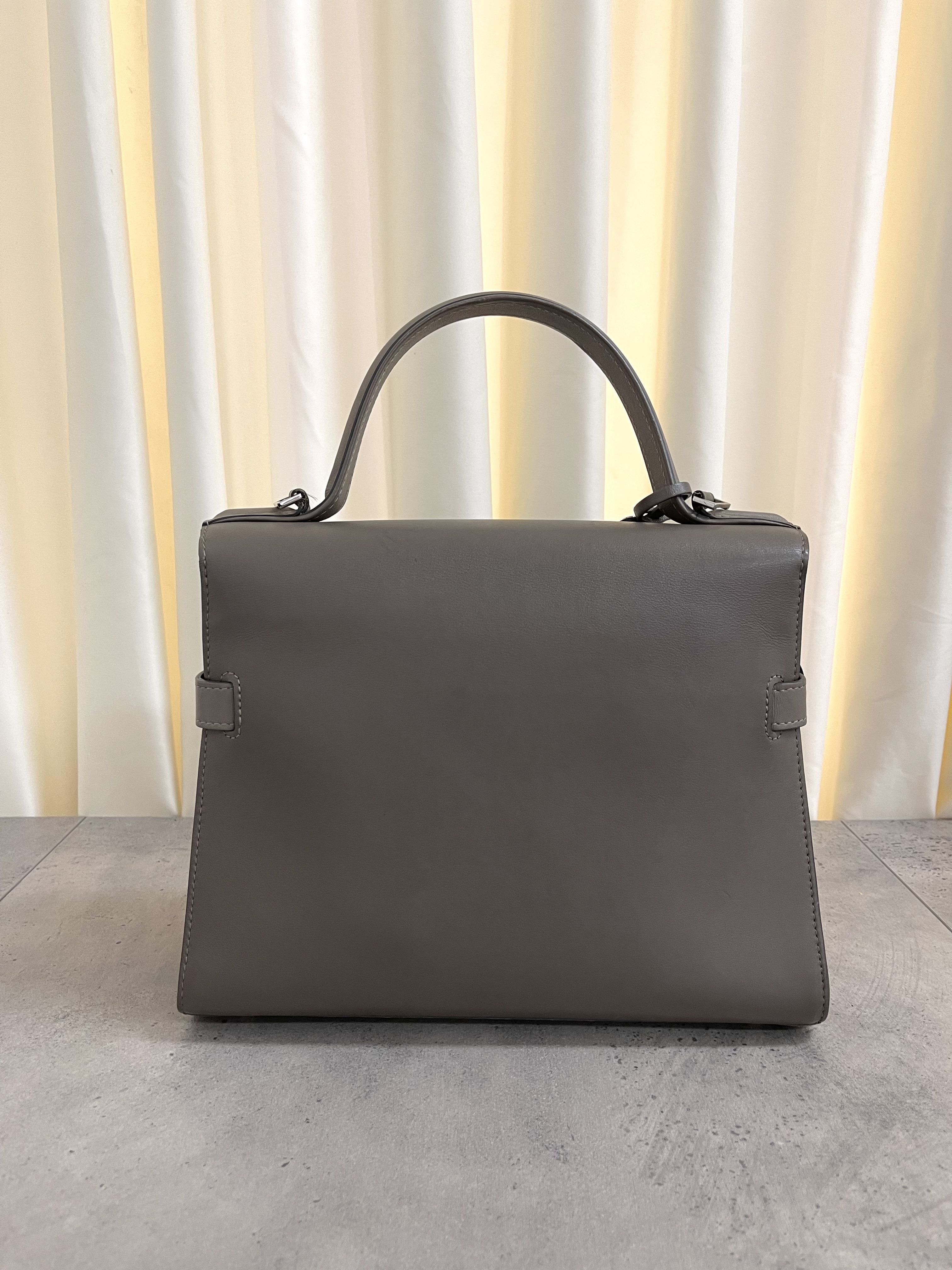 Pre-owned Delvaux Tempête/ Product Code: 26012404