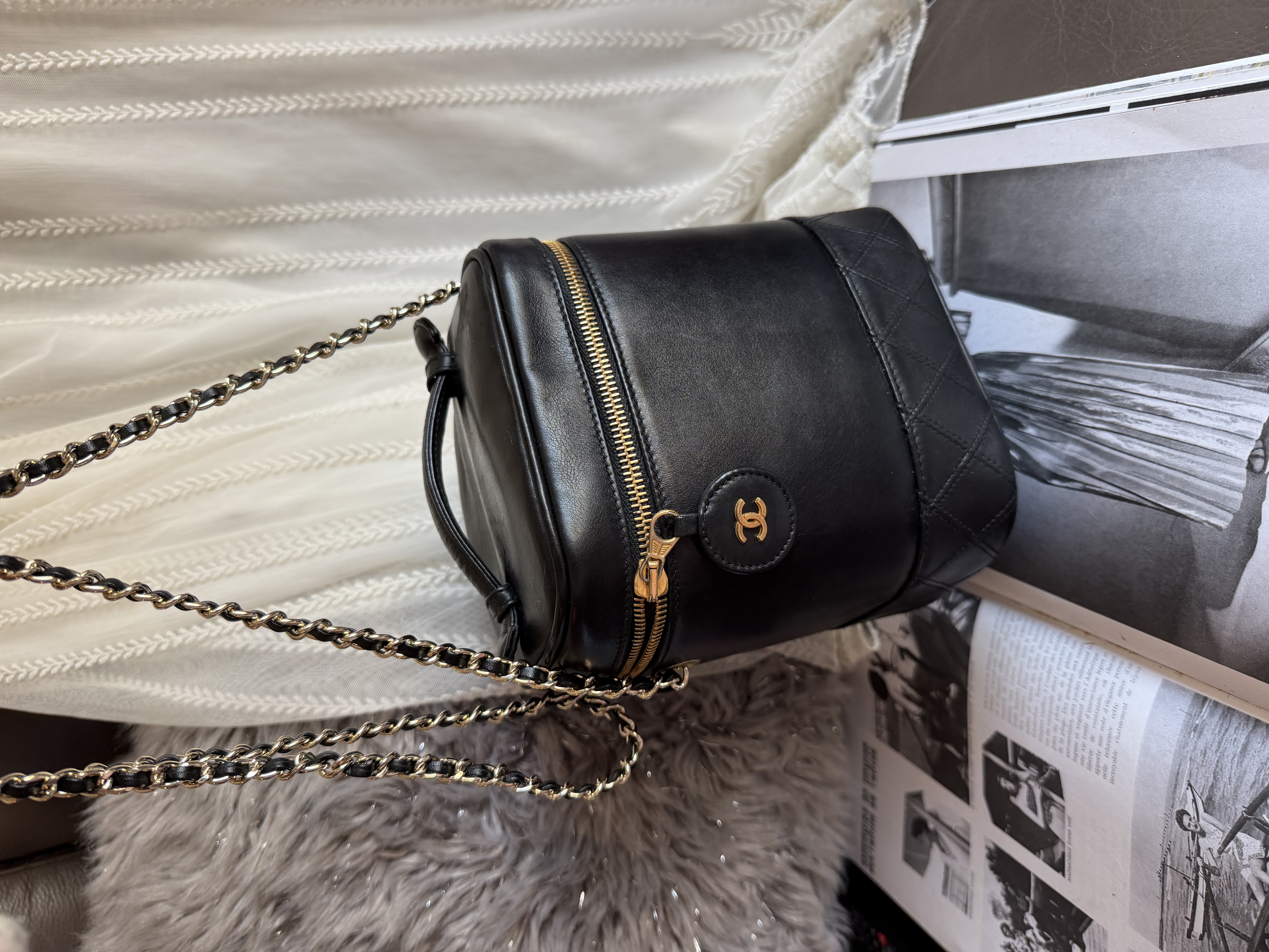 Vintage chanel vanity bag