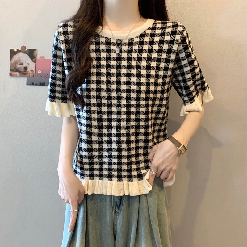 B159(946) 韩版千鸟格纹拼木耳边袖与下摆黑针织上衣