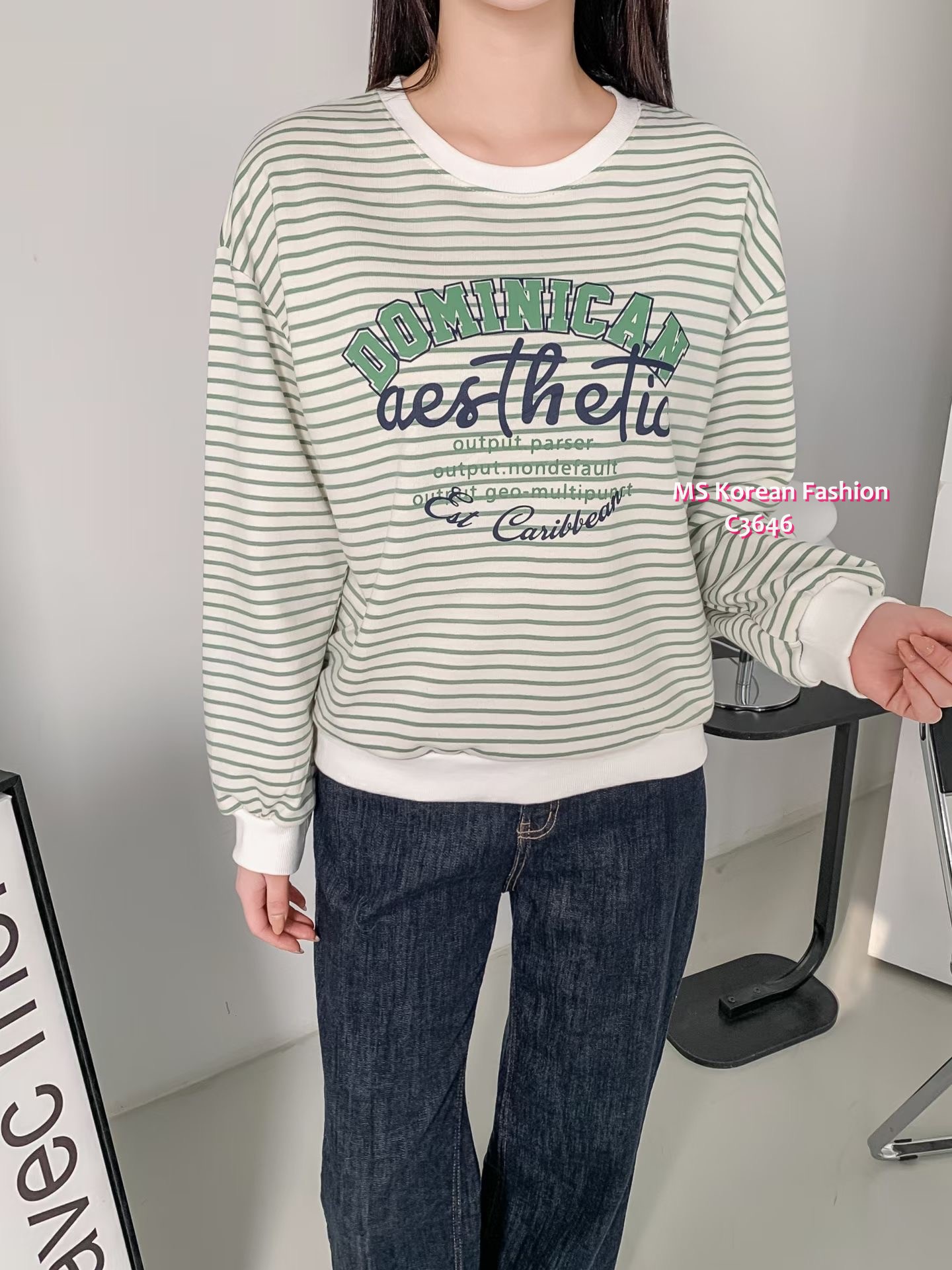 C3646 韓國🇰🇷靚色橫間字母print top