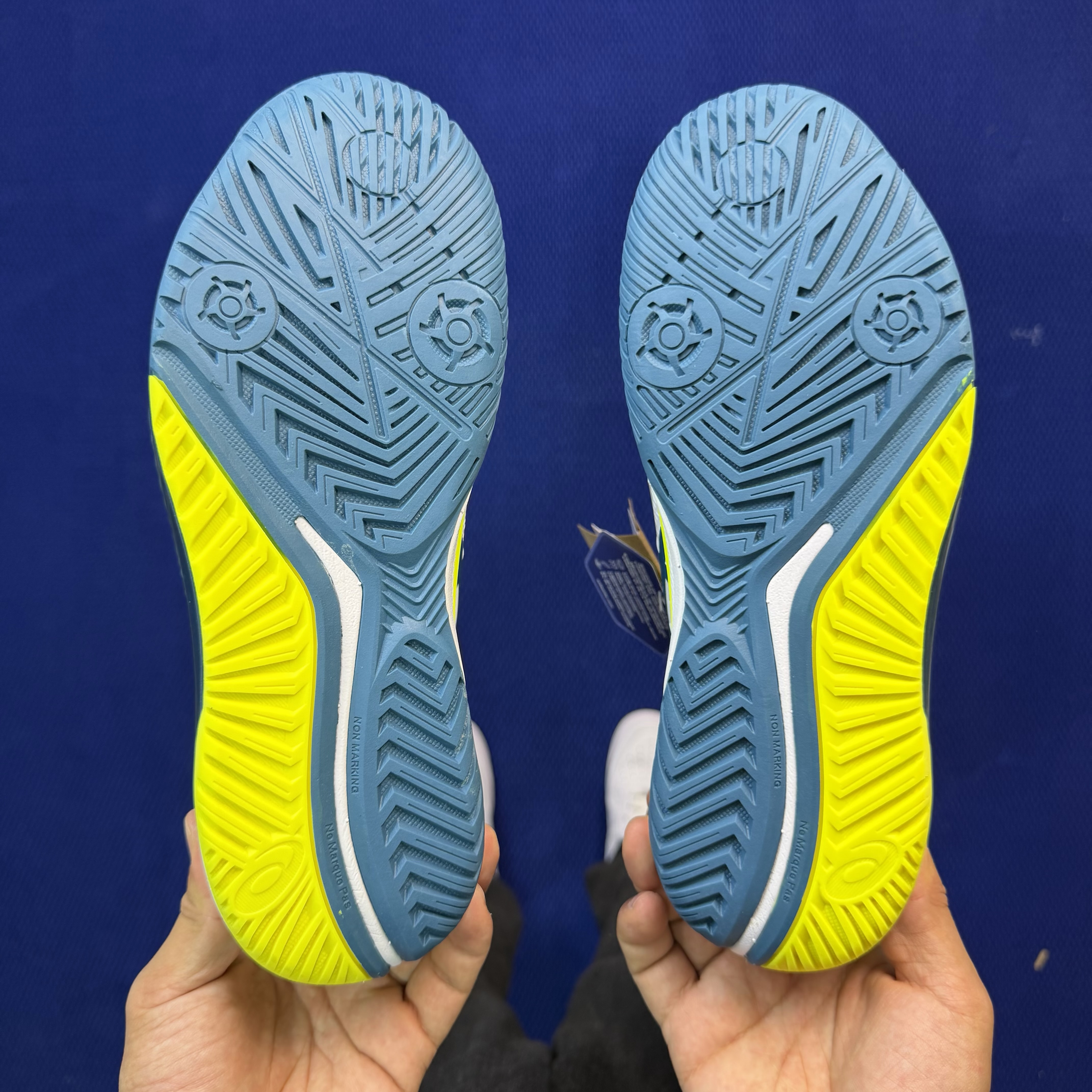 Asics Gel-Resolution 9