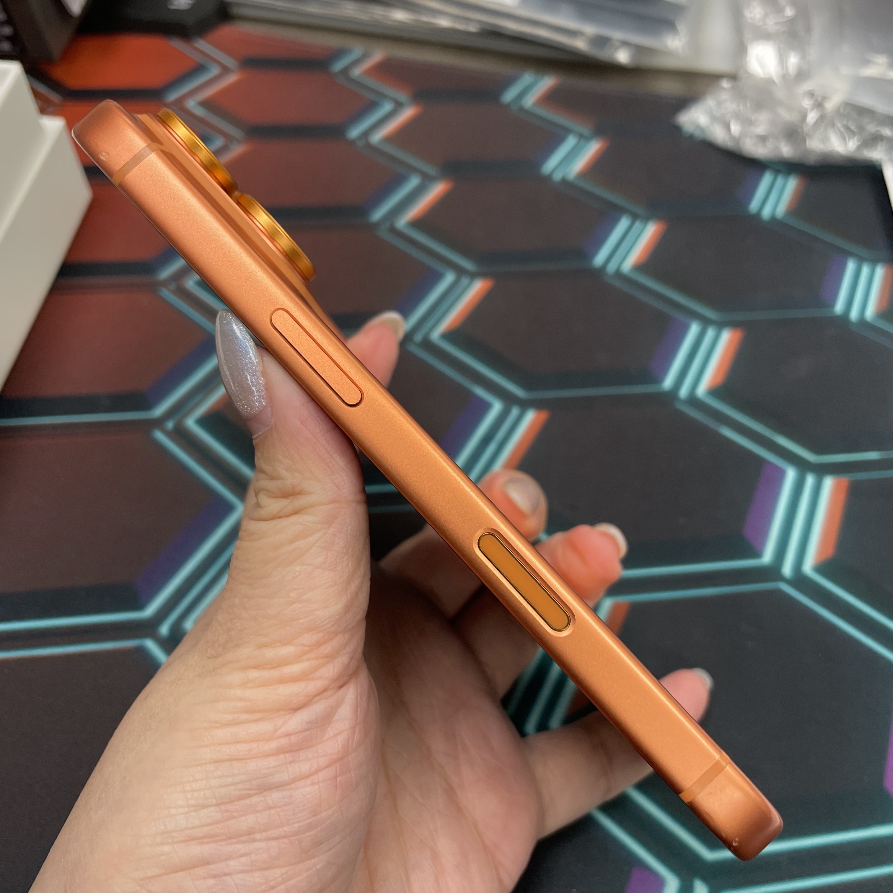 *6977 17 Pro 超靚機 256GB 電100 橙色 orange