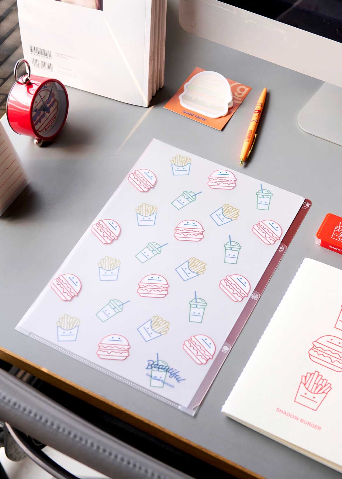 📦訂購 日本限定 graniph Beautiful Shadow A4 File 三層袋透明文件夾 