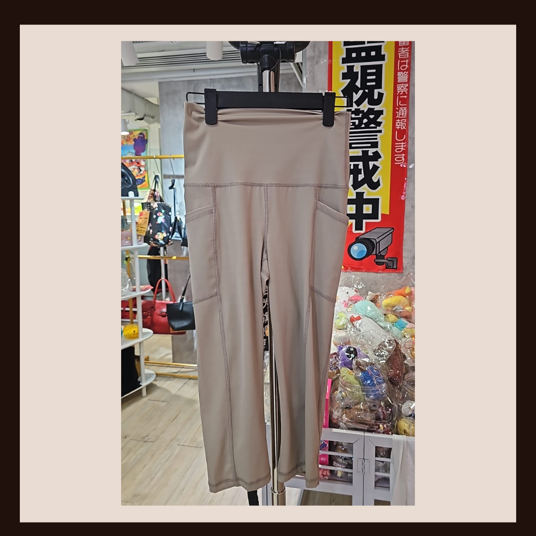 🛍️ 網上商店：Alo Yoga 塑身美臀高腰運動瑜珈褲