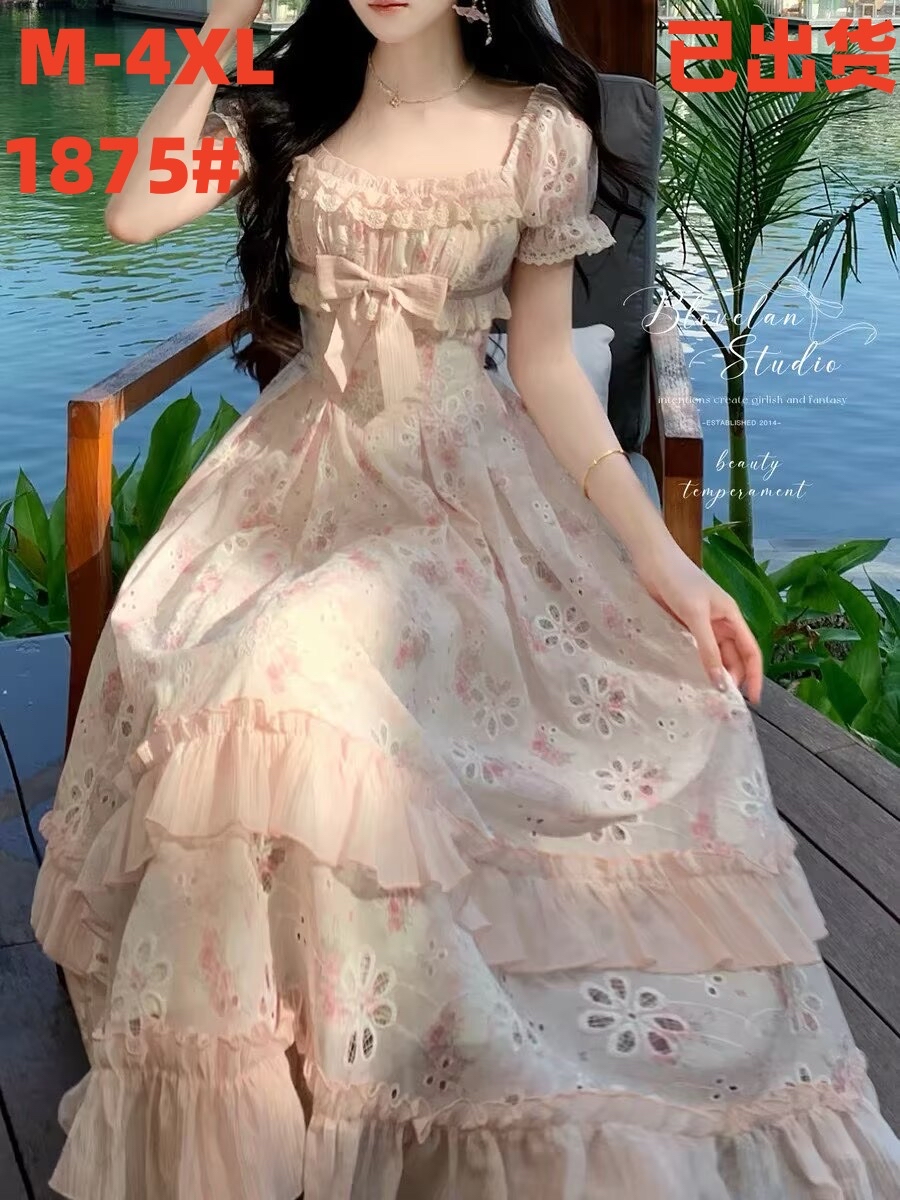 B77(1875) 法式甜美气质镂空通话木耳边碎花下摆双层荷叶粉连身裙 