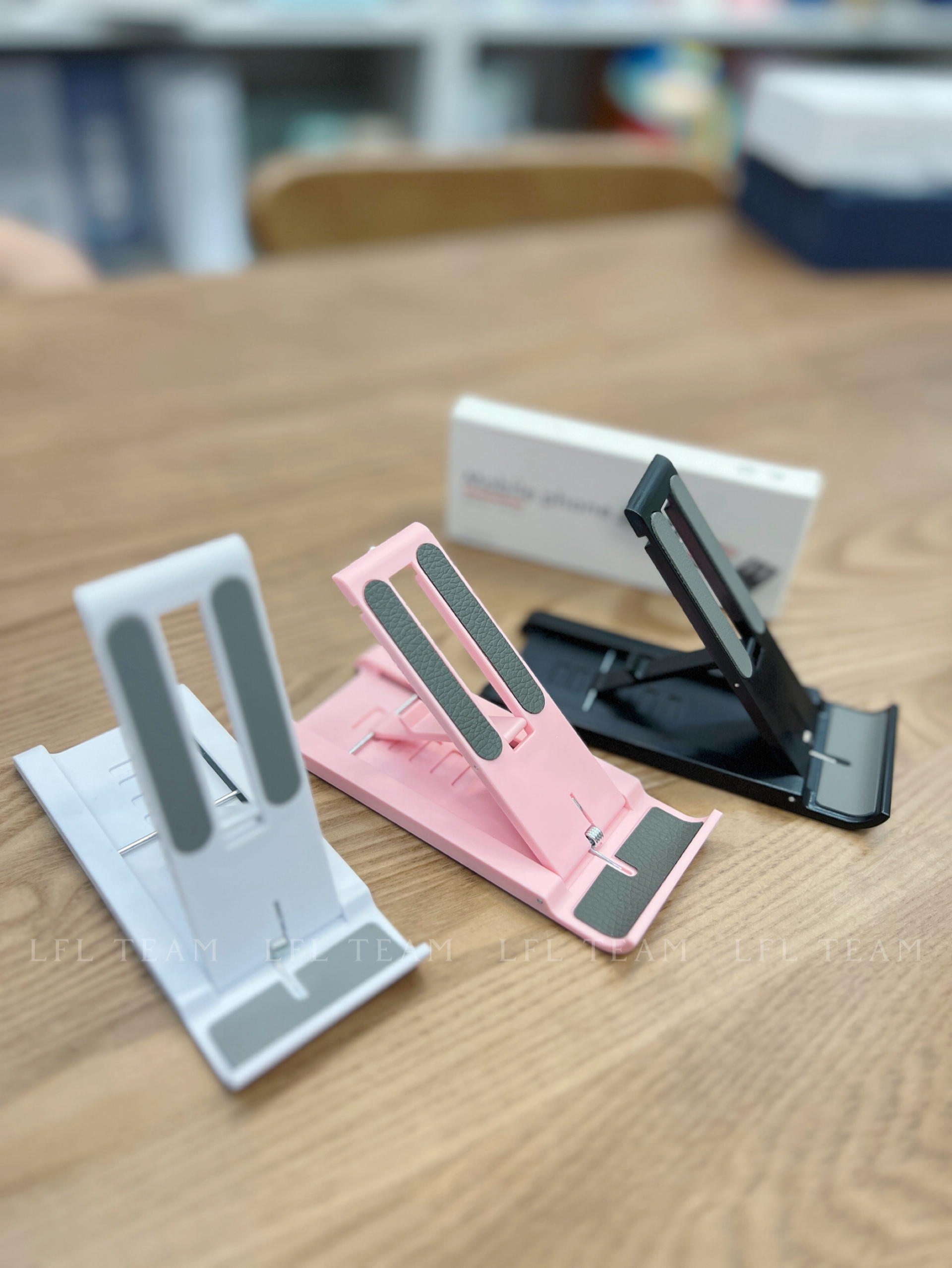 P887 便携手机支架(3个一组-颜色随机)