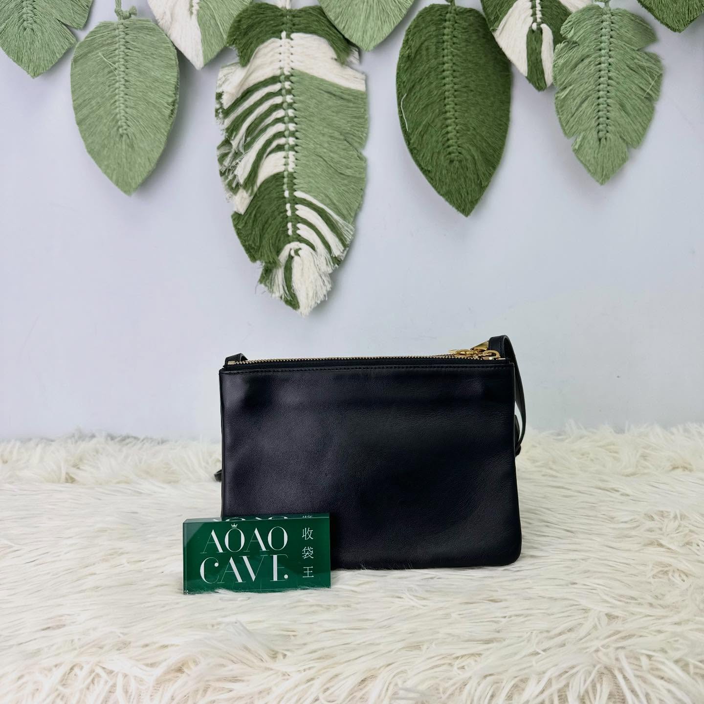 CELINE 🤍PRE OWNED Trio 3 in 1 黑金羊皮風琴包 Small Size 🖤