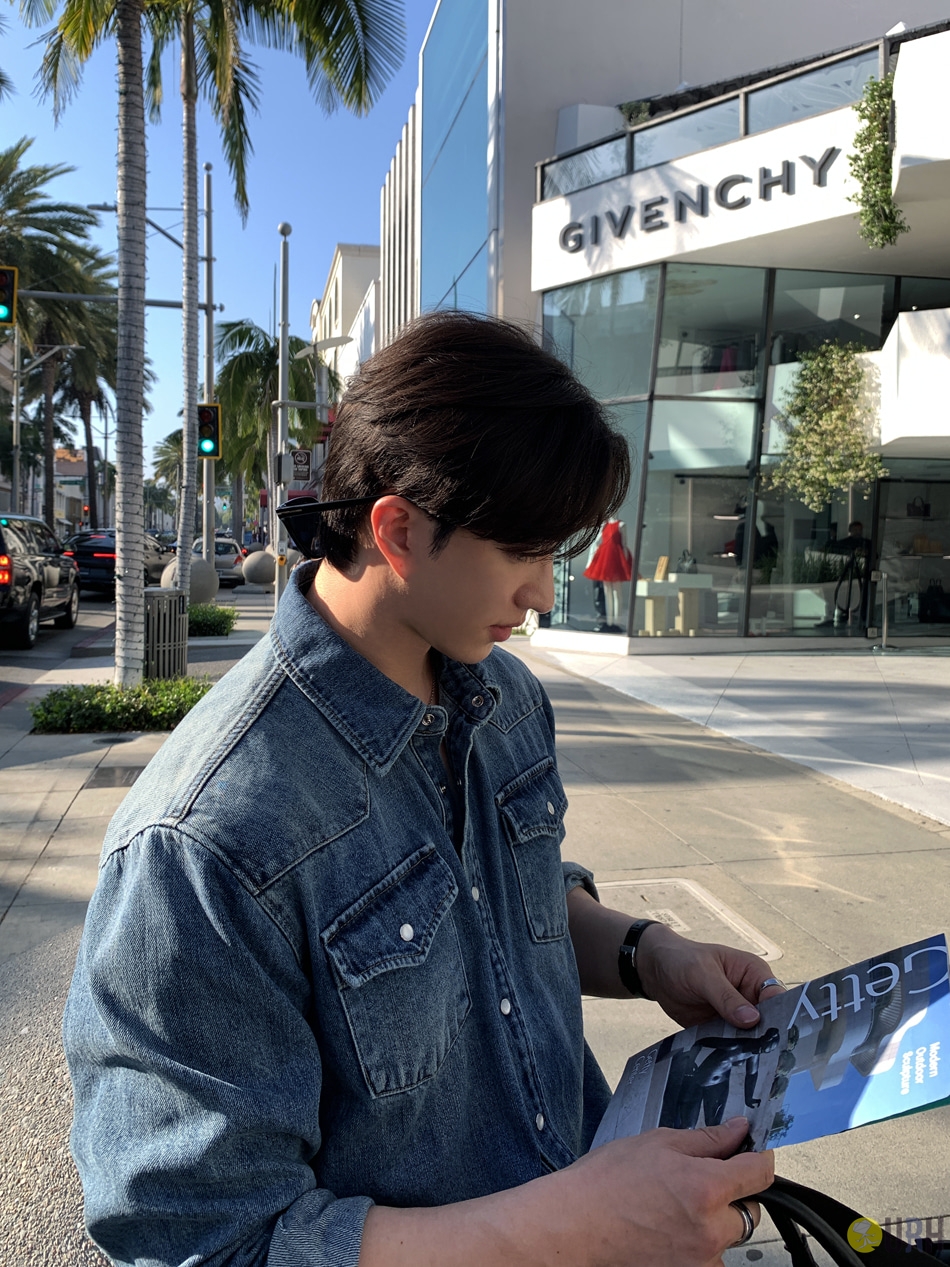 【100%保證韓國直送】韓國品牌原創系列 復古水洗雙口袋大寬鬆美式單寧襯衫 👕 [1 color] RL114877