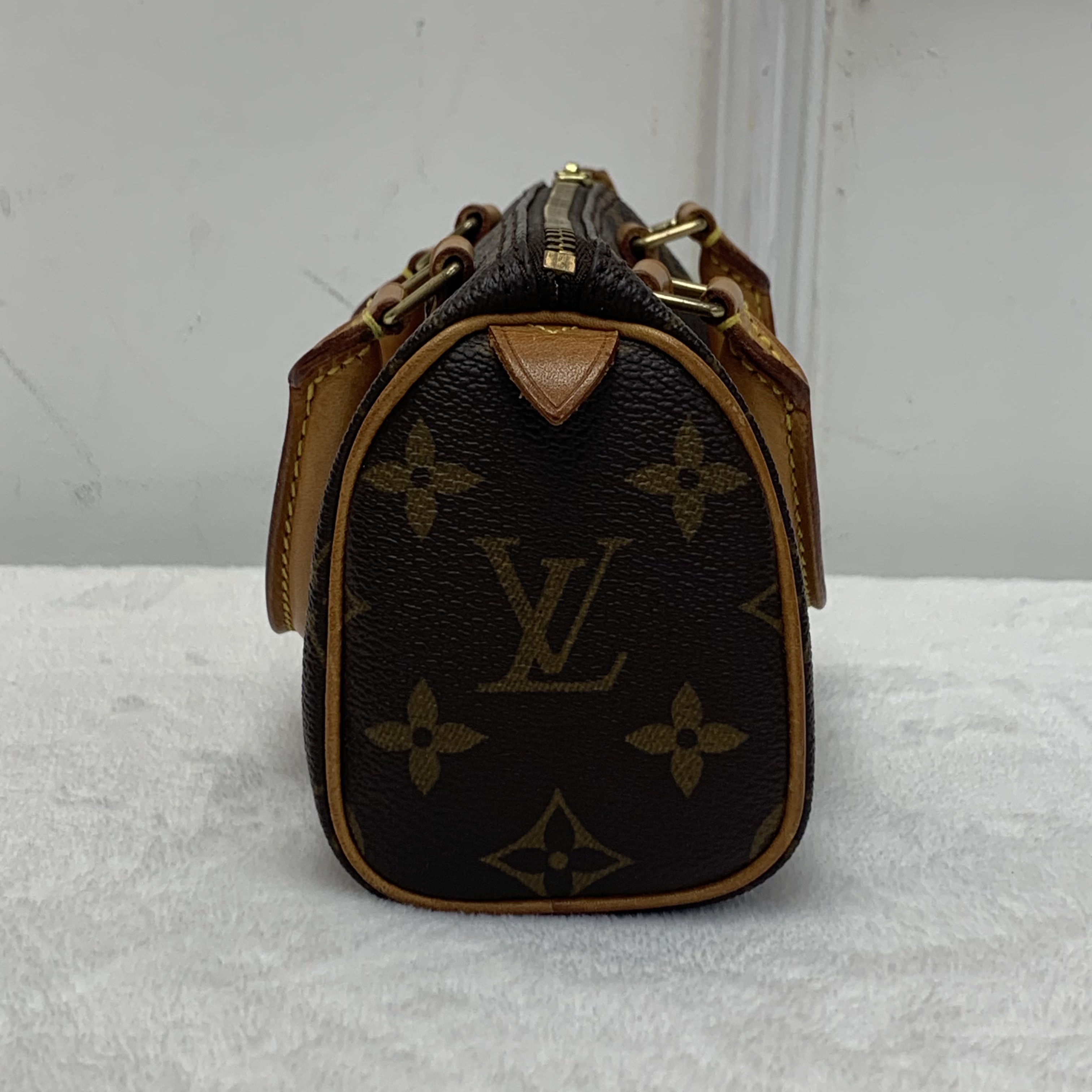 中古LV nano speedy