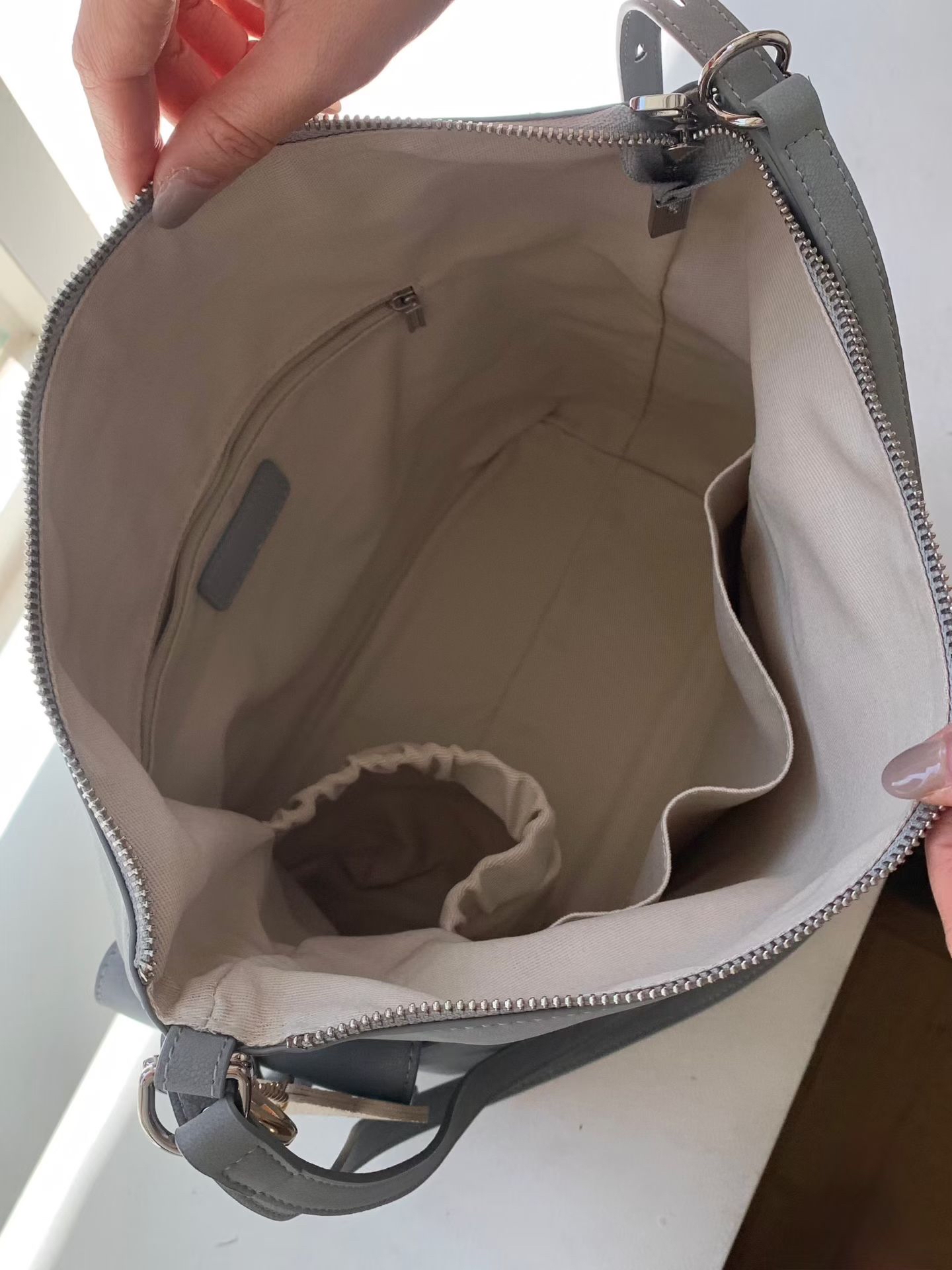 DM01_05 多用法Hobo bag (3色)