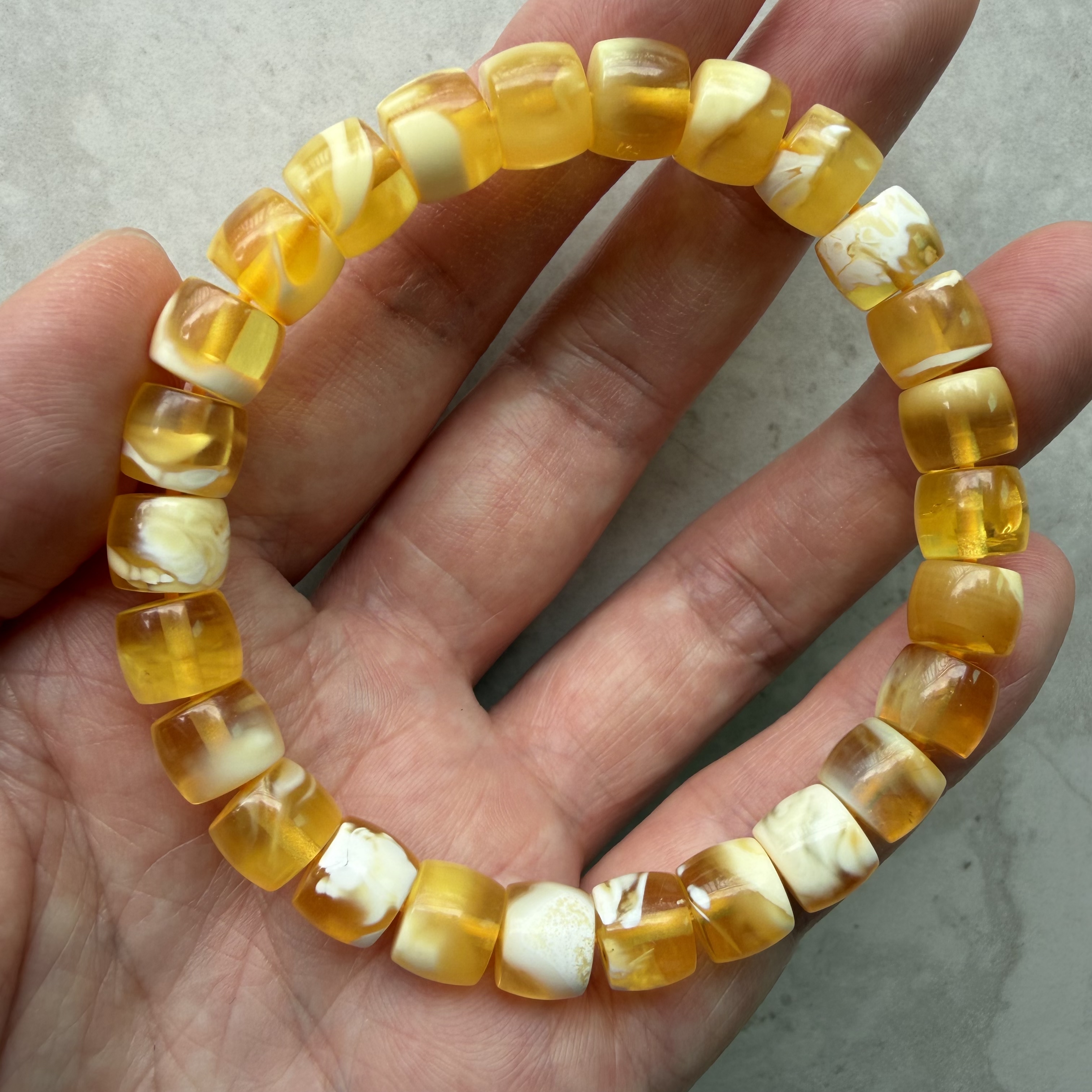 ［閉店一口價］8+mm波羅的海金骨瓷白熒光手串