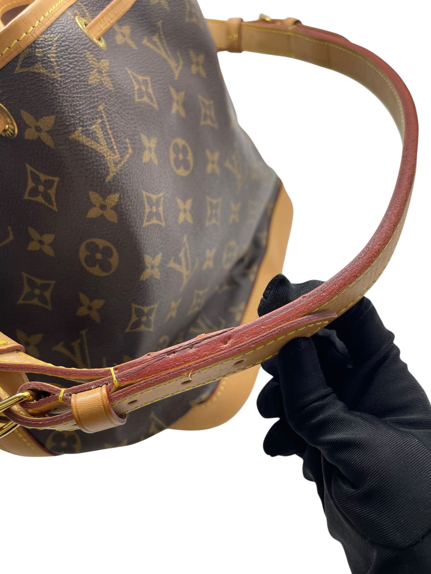 Pre-owned Louis Vuitton Bucket Bag / Product Code: 070808