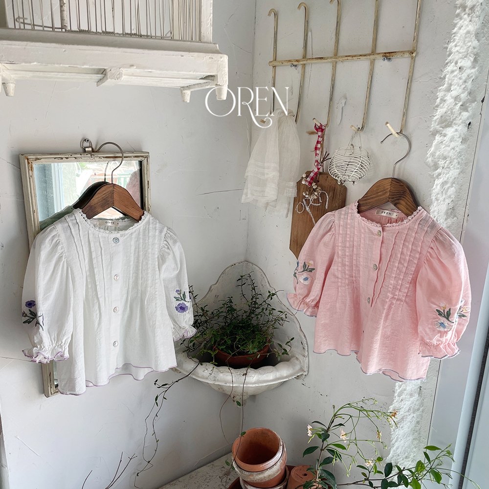 ☀️預訂 韓國直送☀️🇰🇷Oren Melia兩色花卉刺繡中袖襯衫