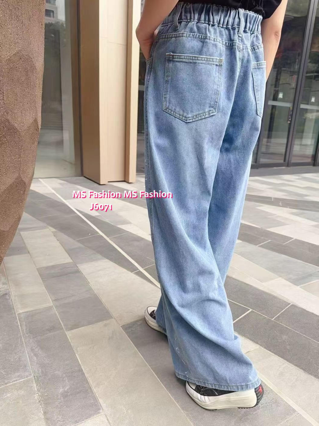 J6071 心心闊筒牛