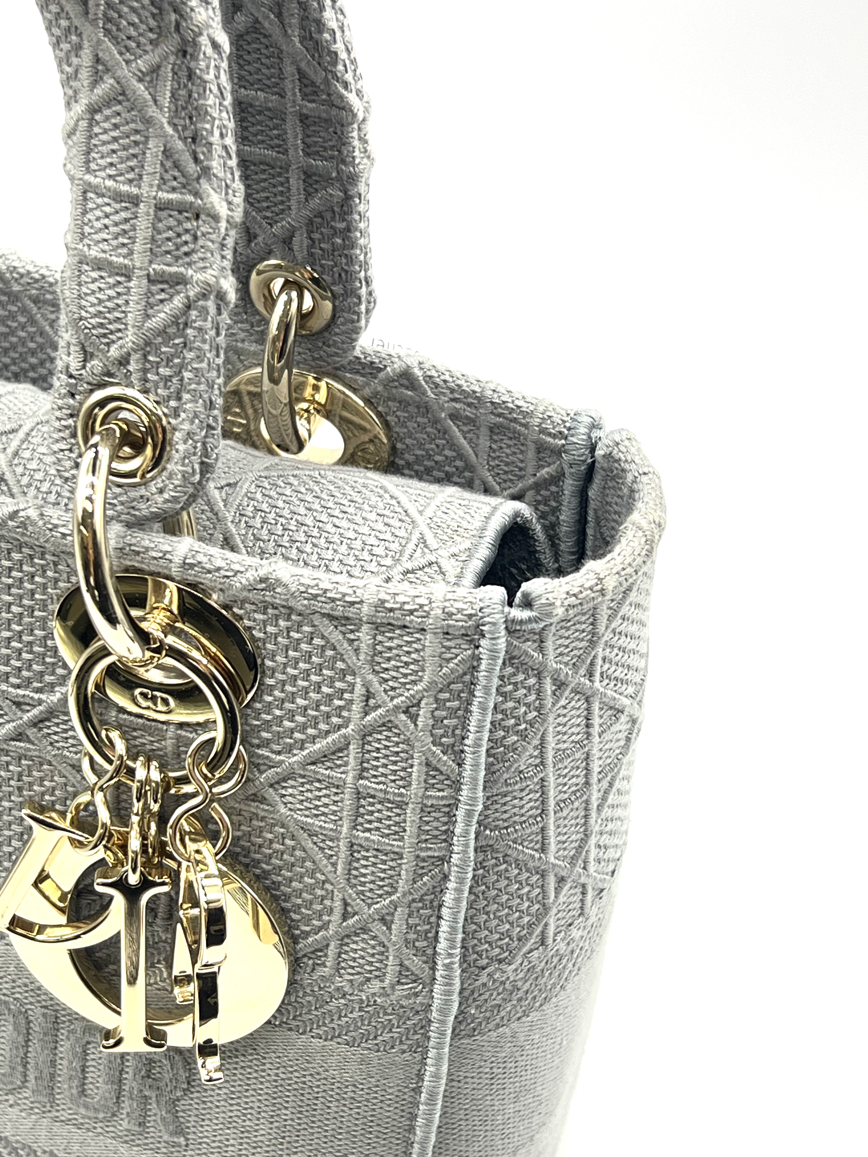 Pre-Owned DIOR Lady D-Lite Bag / Product Code: 26042804