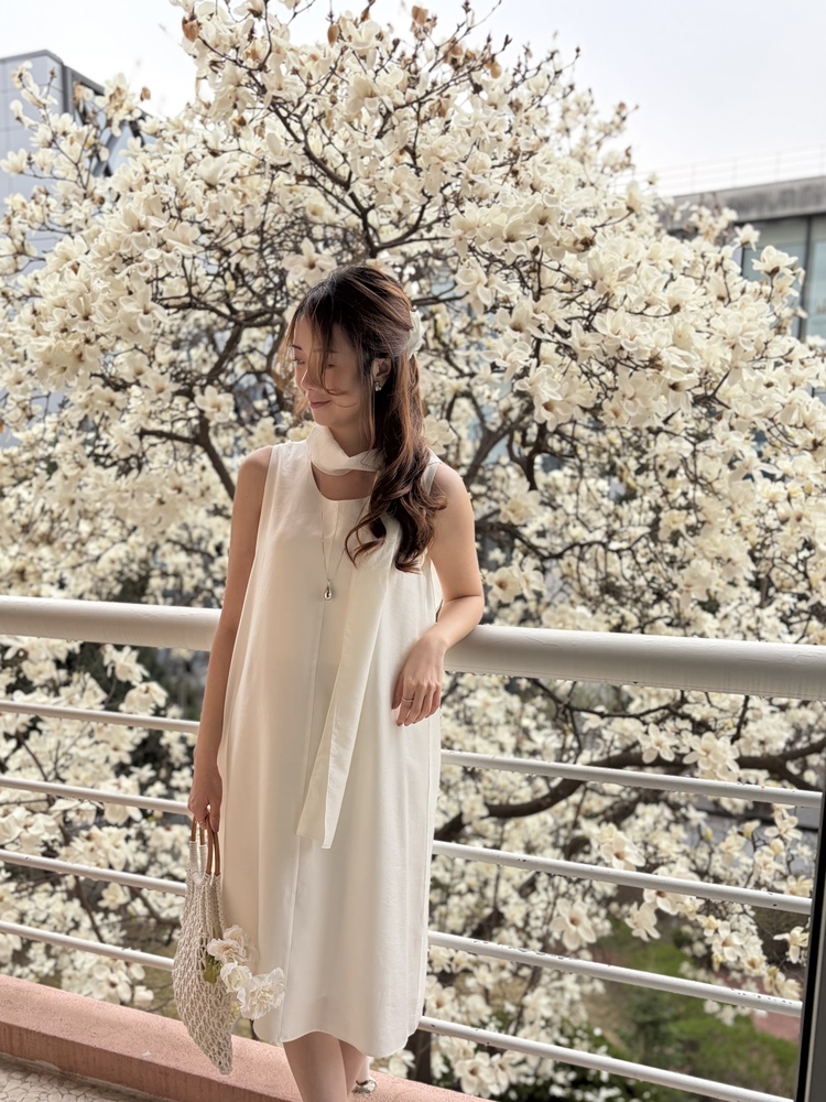 The Flowy Scarf-Detail Dress (Ivory)