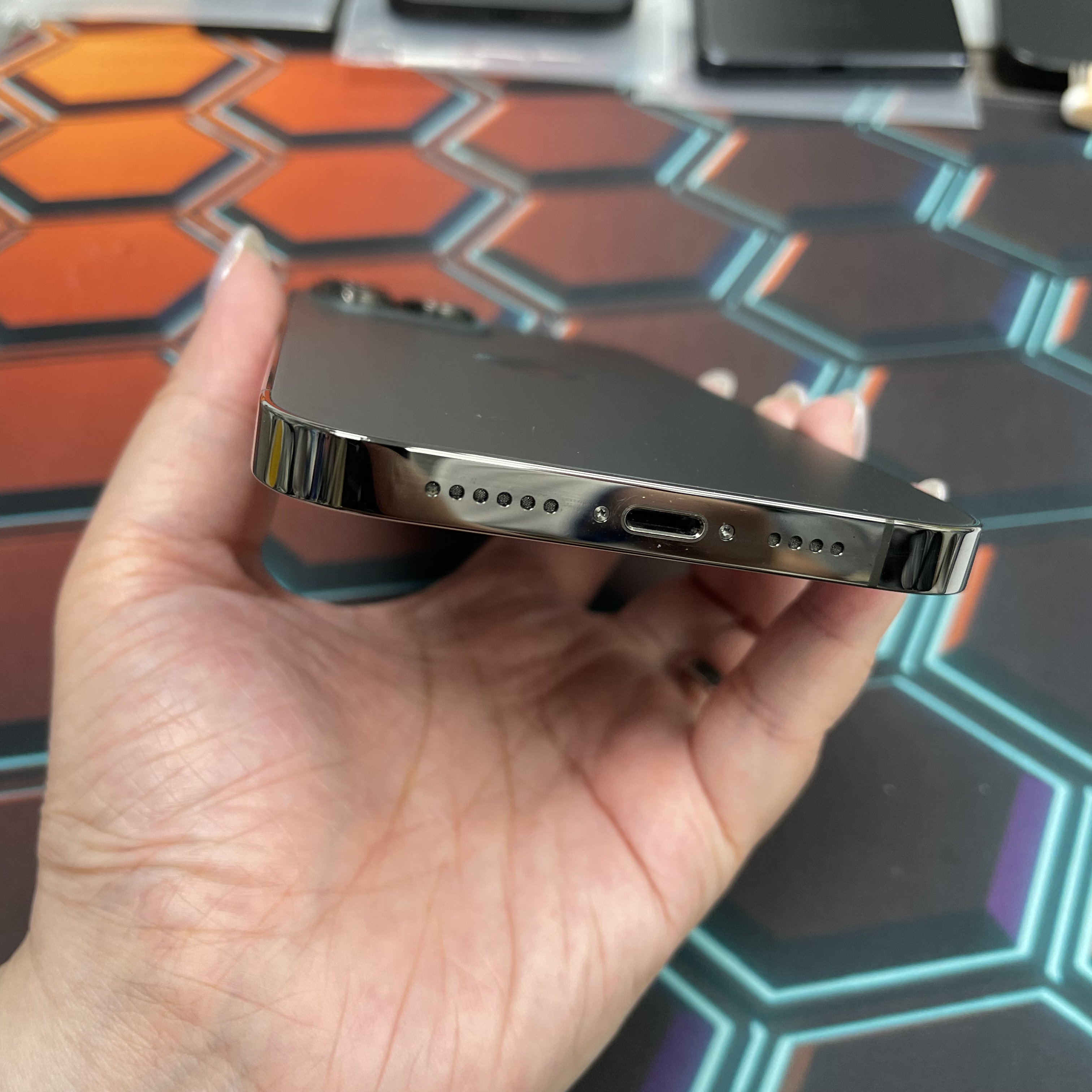 *6885 13 Pro max 完美機 1Tb 電84 黑色 black
