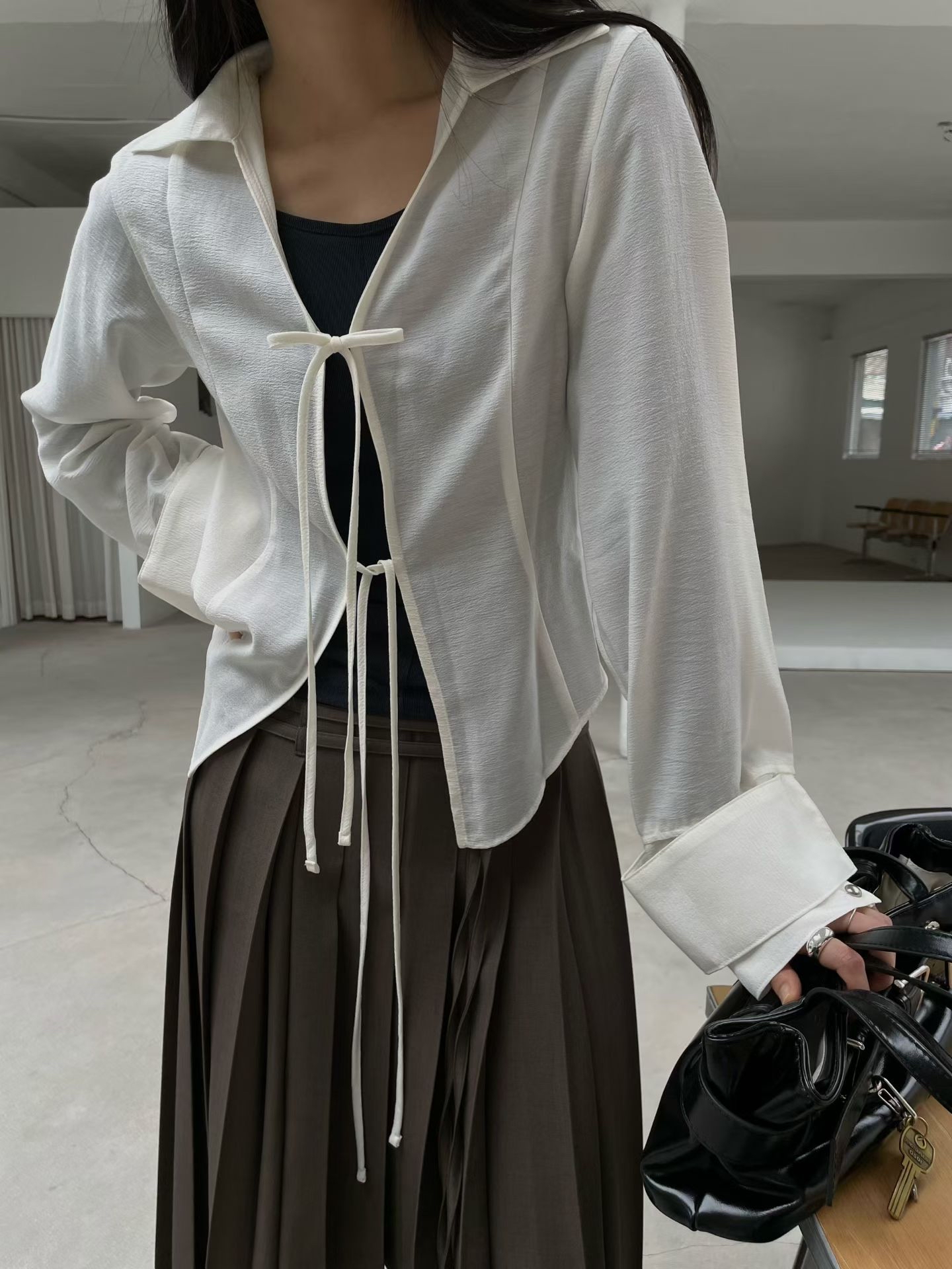 MILAE 不對稱繫帶百褶半身裙