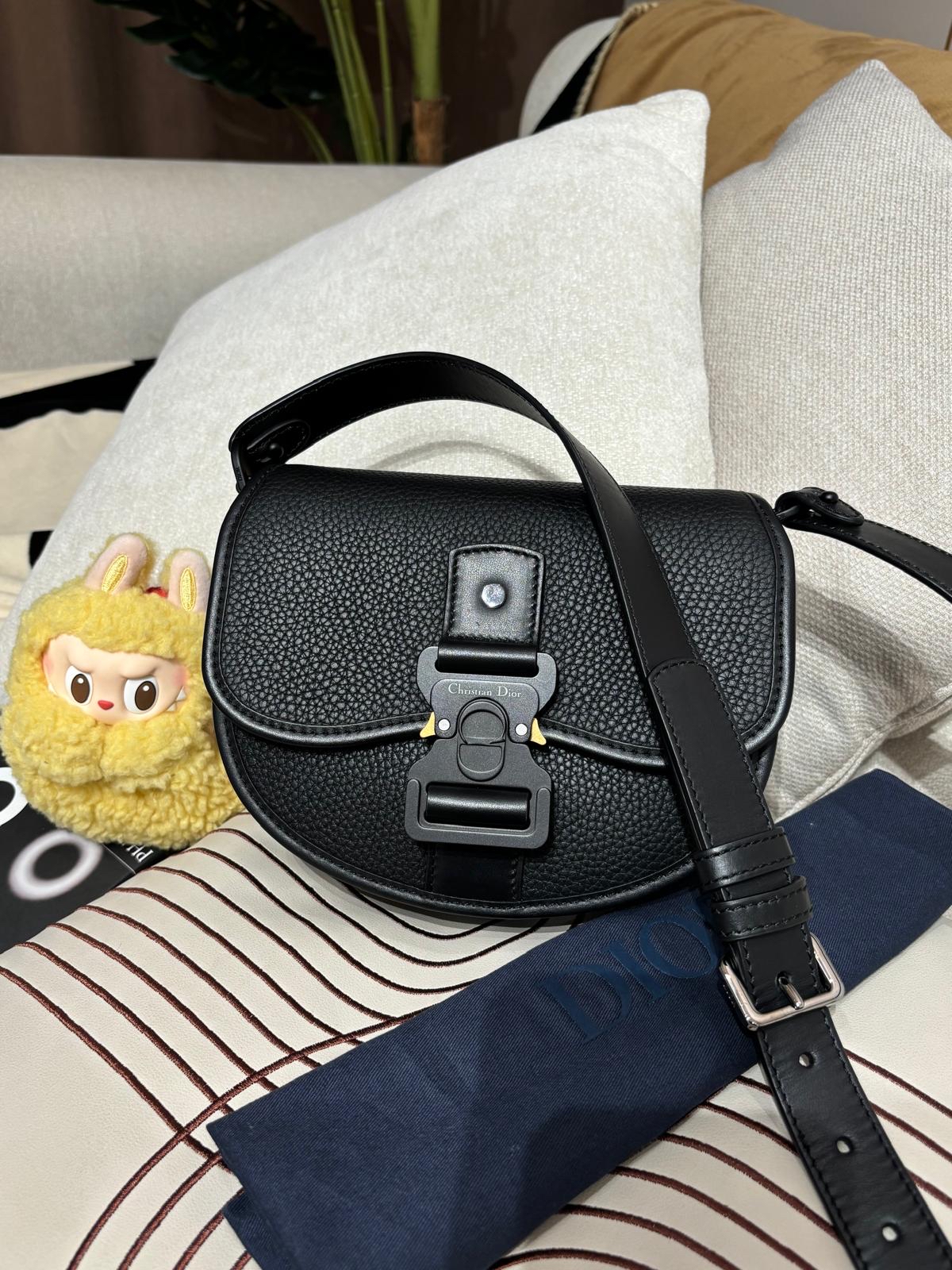 Dior Mini Gallop Shoulder Bag calfskin 100%Authentic, 98%New ✅Dust bag