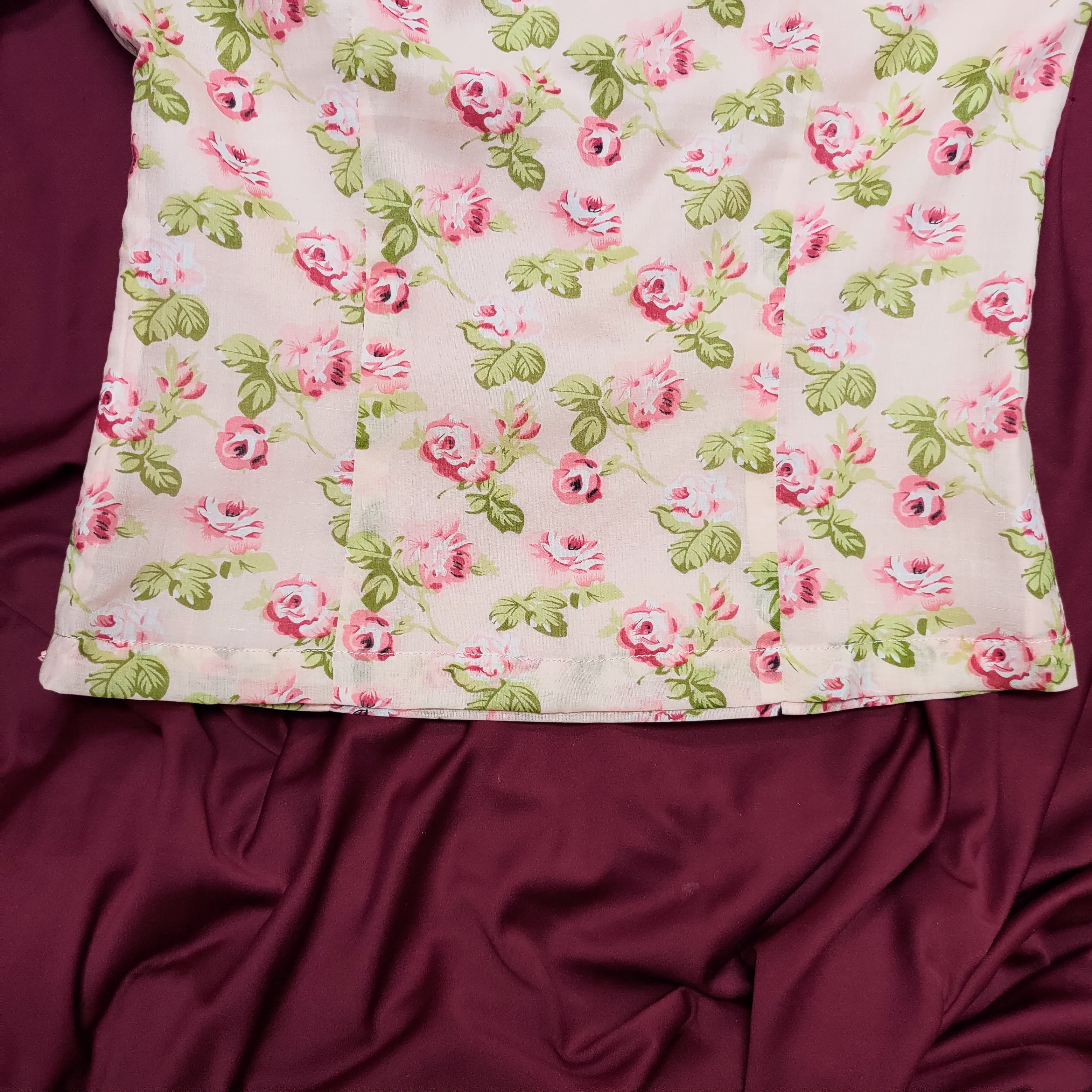 (Ready-Made)1950s Style Romantic Garden Rose Cotton V-Neck Top (FM184)
