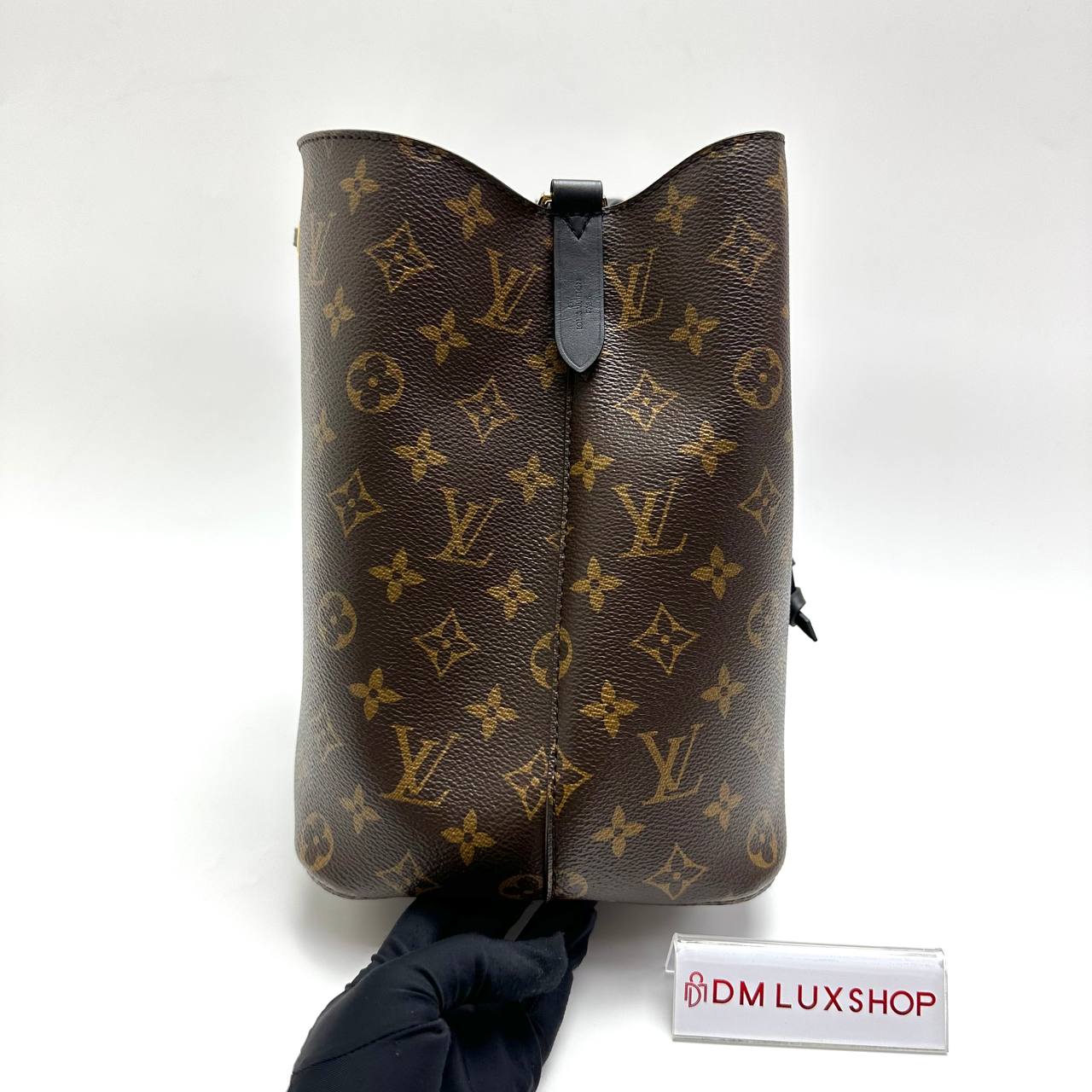 LV Monogram NeoNoe MM Black