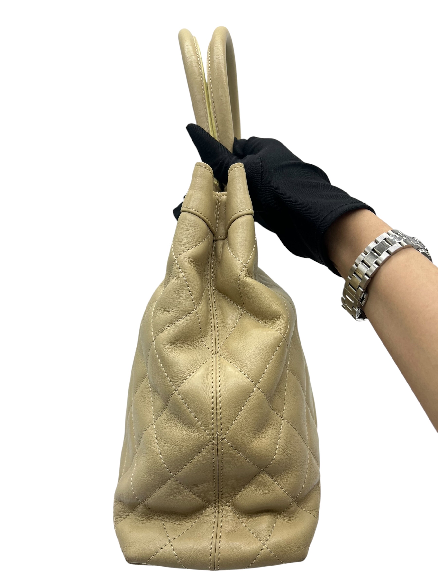 Pre-Owned CHANEL Handbag / Product Code: 26060505