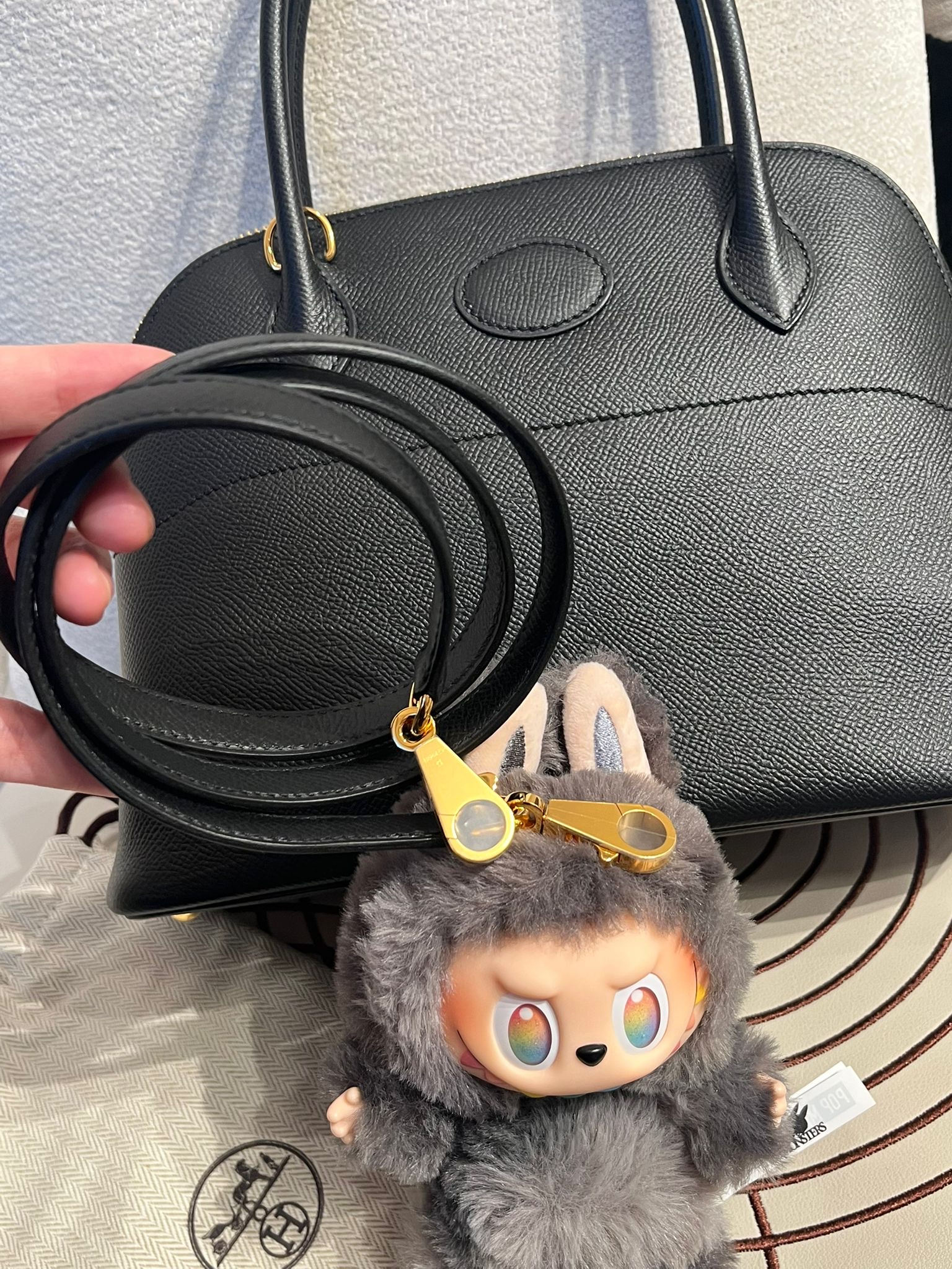 Hermes bolide 27,黑色牛皮金扣 STAMP D  100%Authentic ,99%new ✅肩帶全新未使用✅dust bag✅box 