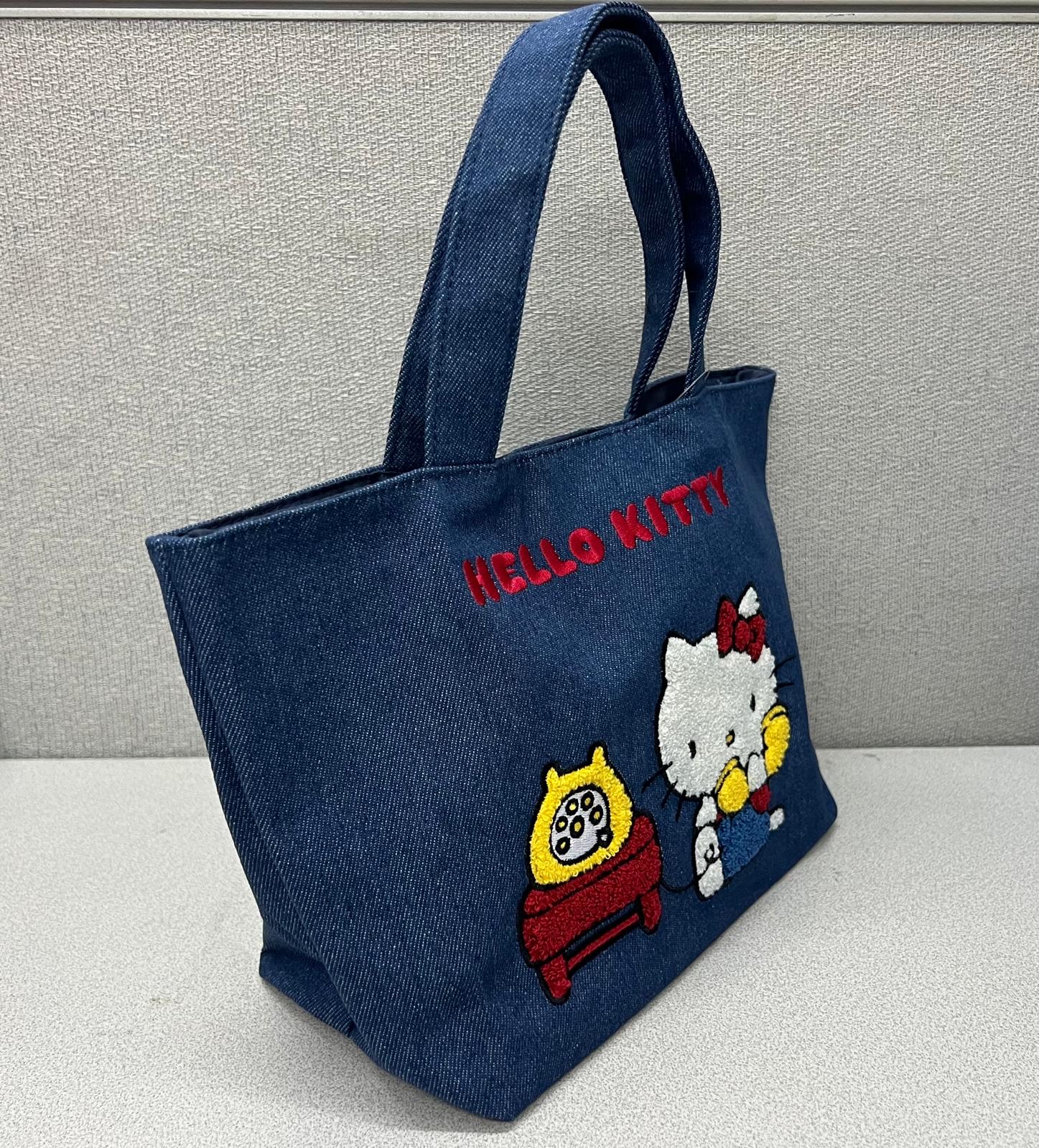 🎌日本直送🎌 Hello Kitty 牛仔布刺繡圖案手挽袋