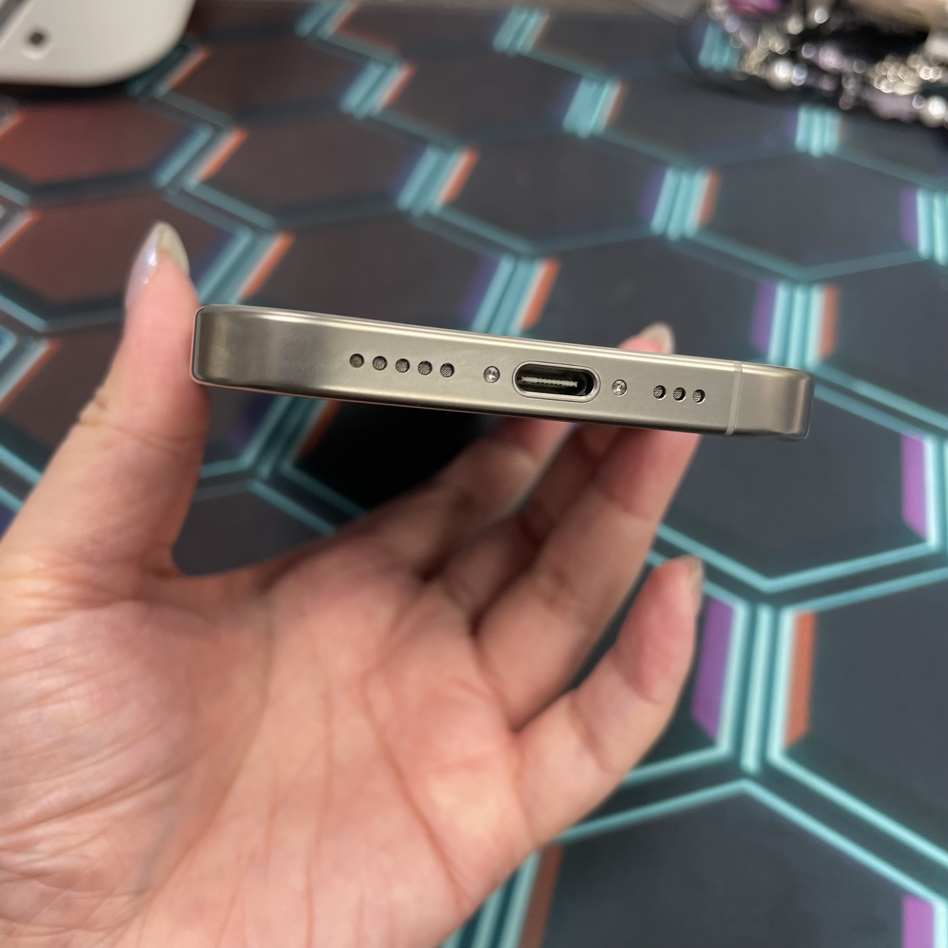 *7222 16 pro 完美機 512GB 電84 原色 gray