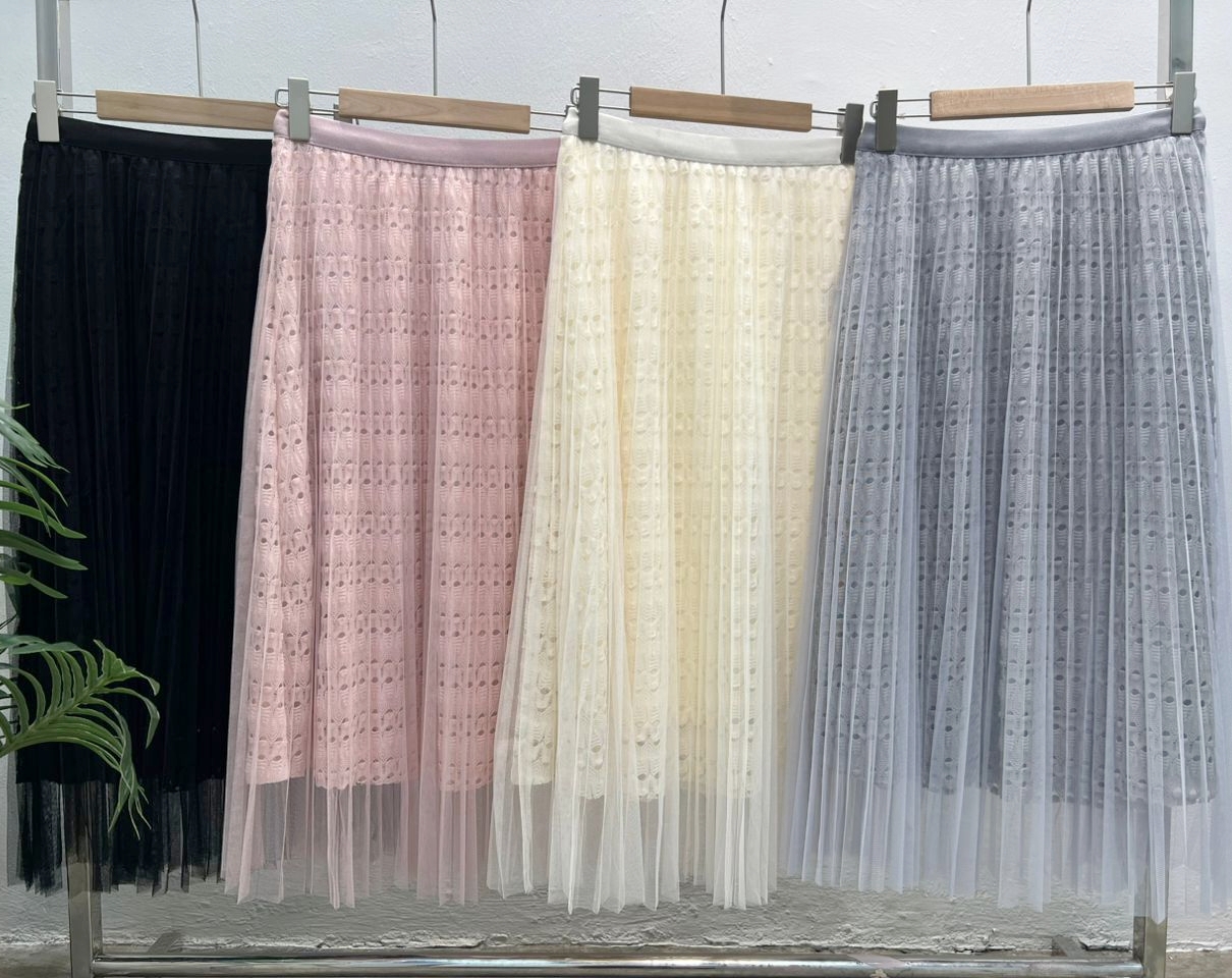 302 Fully Elastic Waist Tulle 8'' Skirt