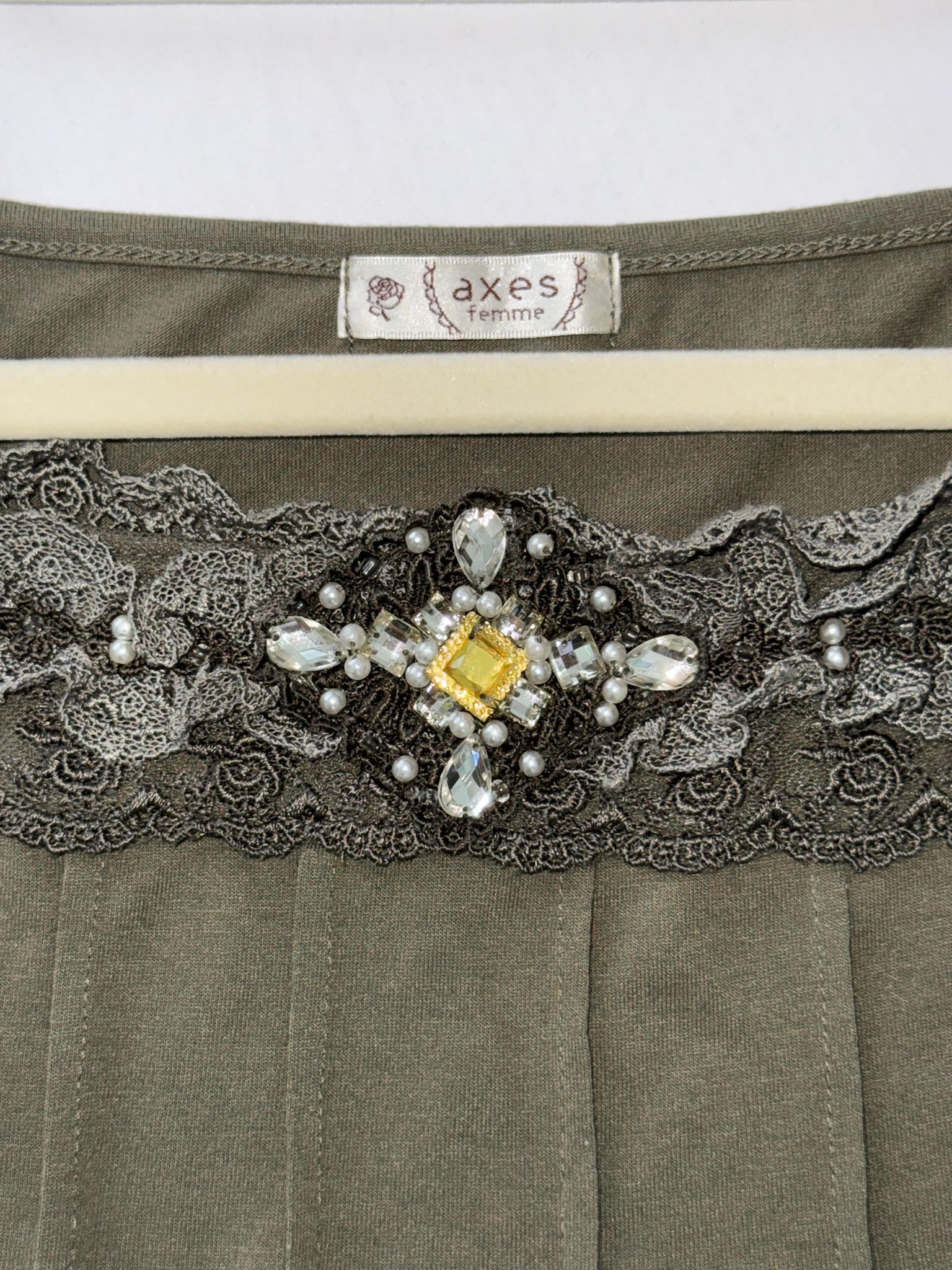 Axes Femme Moss Green Lace Camisole