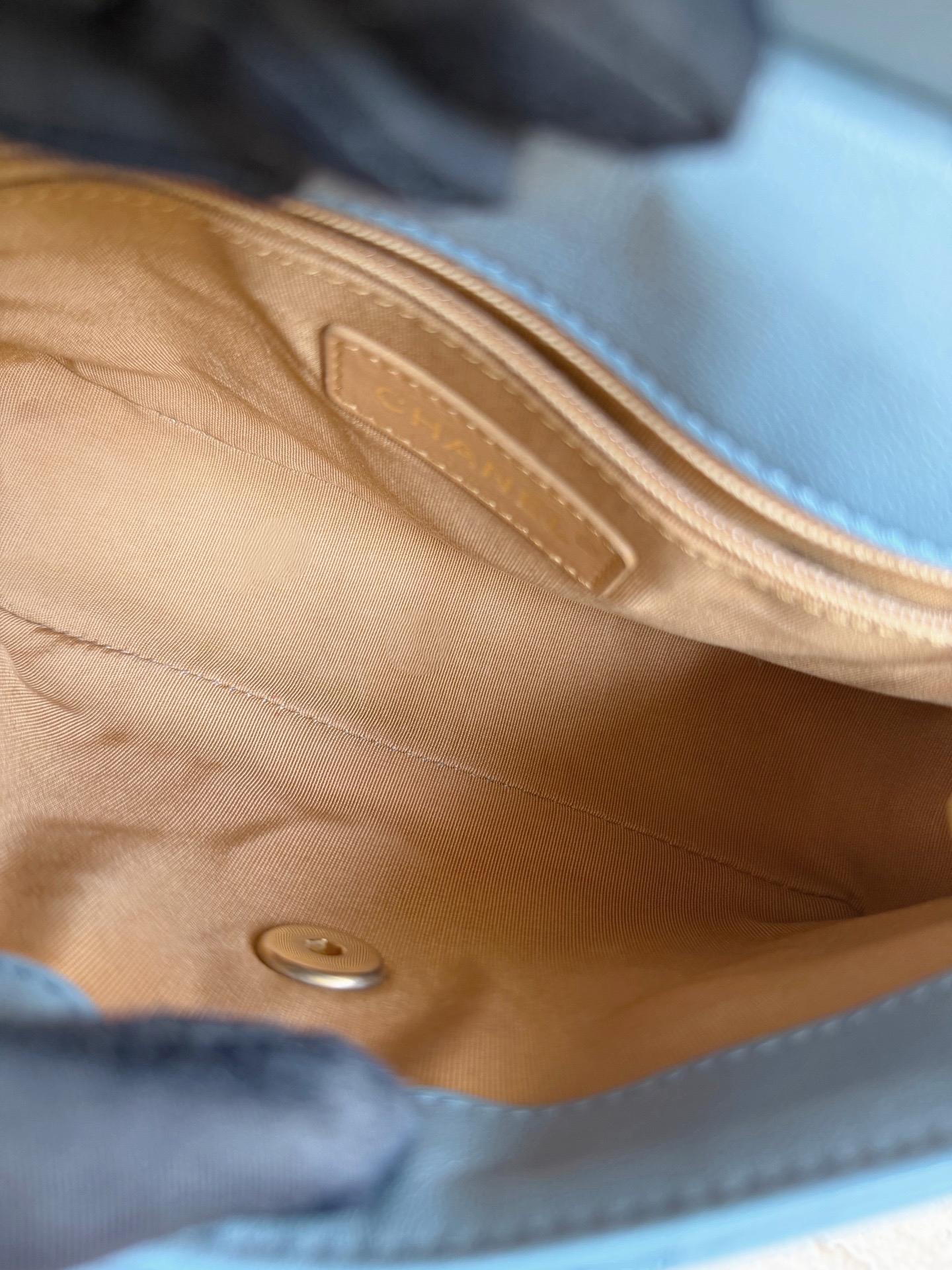 【預訂貨品】Chanel藍色元寶包