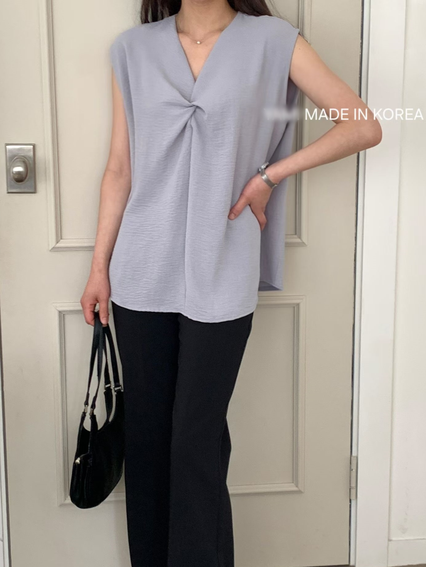 G6225 韓國🇰🇷V領扭結top