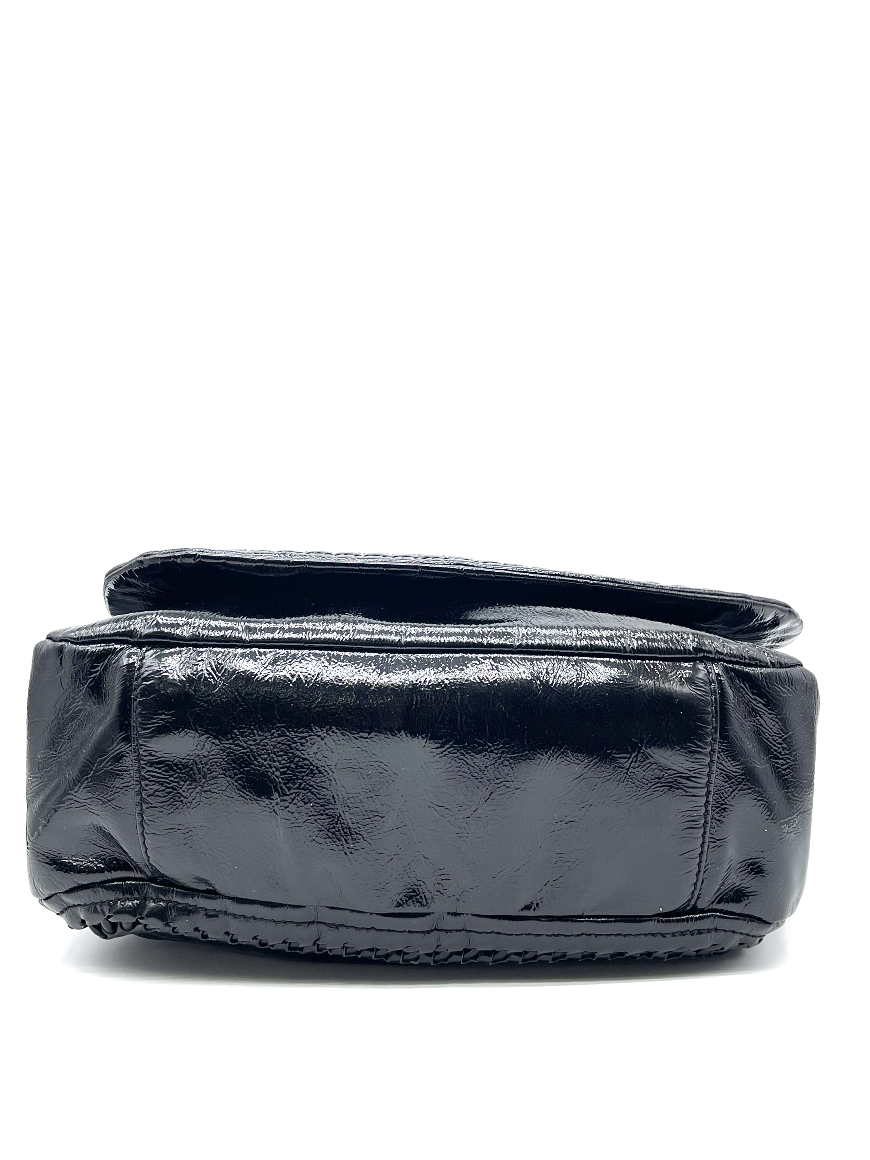 Pre-owned Chanel Black Patent Leather Luxe Ligne Flap Bag / Product Code: 26040308