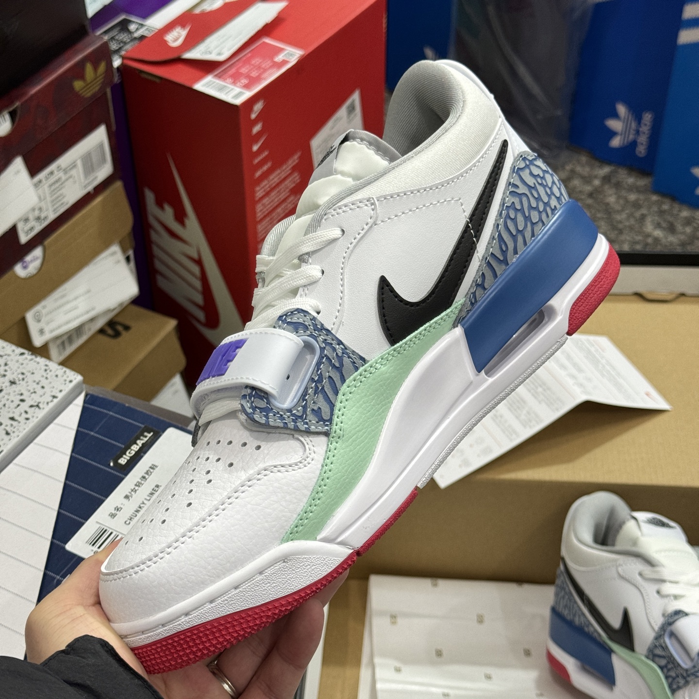 Air Jordan Legacy 312 Low GS 'Easter' DV9127-101