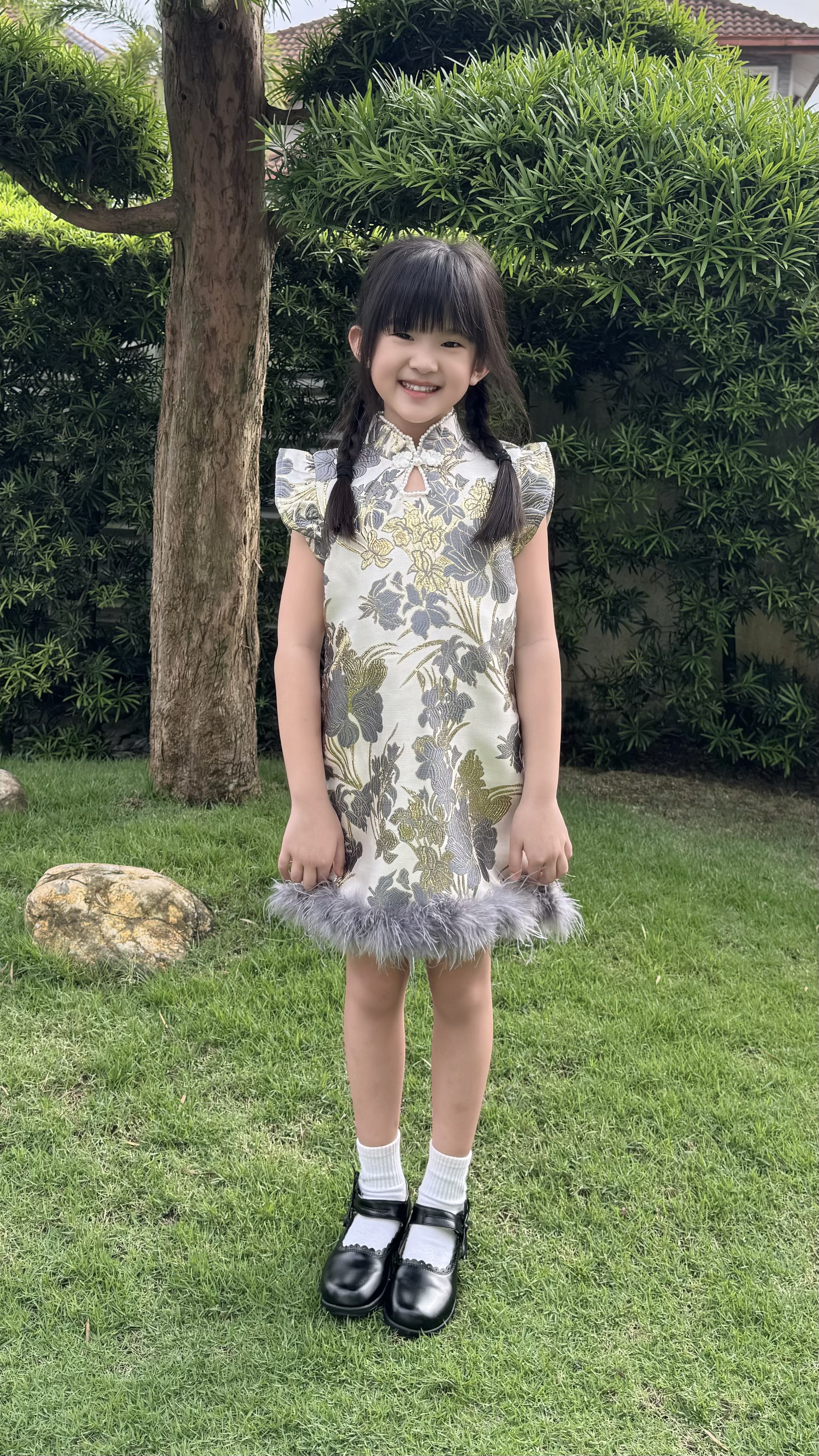 Andrea Oriental Furry Dress (Little Girl/Daughter)