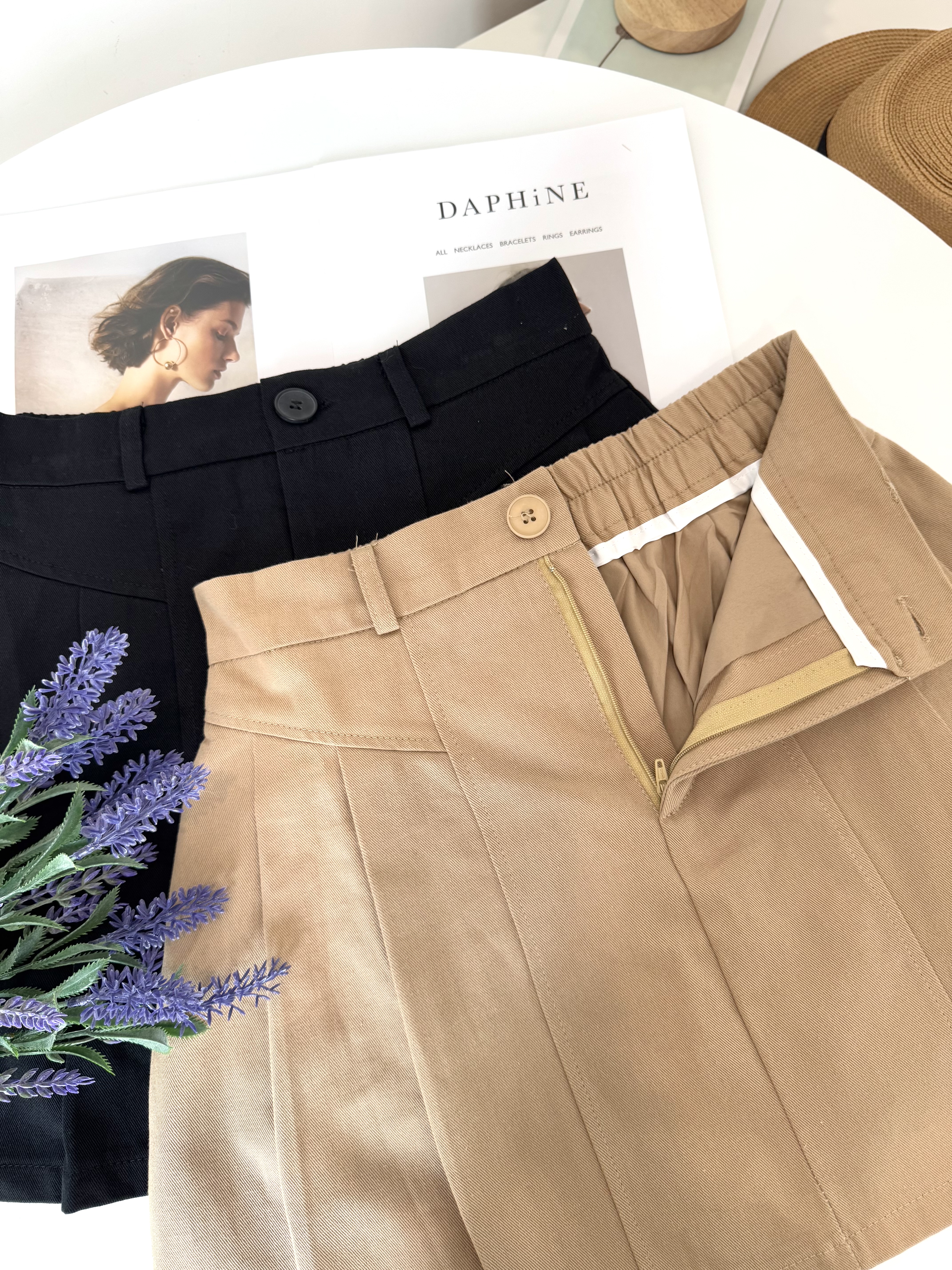 High Waist Aline Pleated Skirt 高腰A字半松紧百褶半裙 ( 2 Colours )