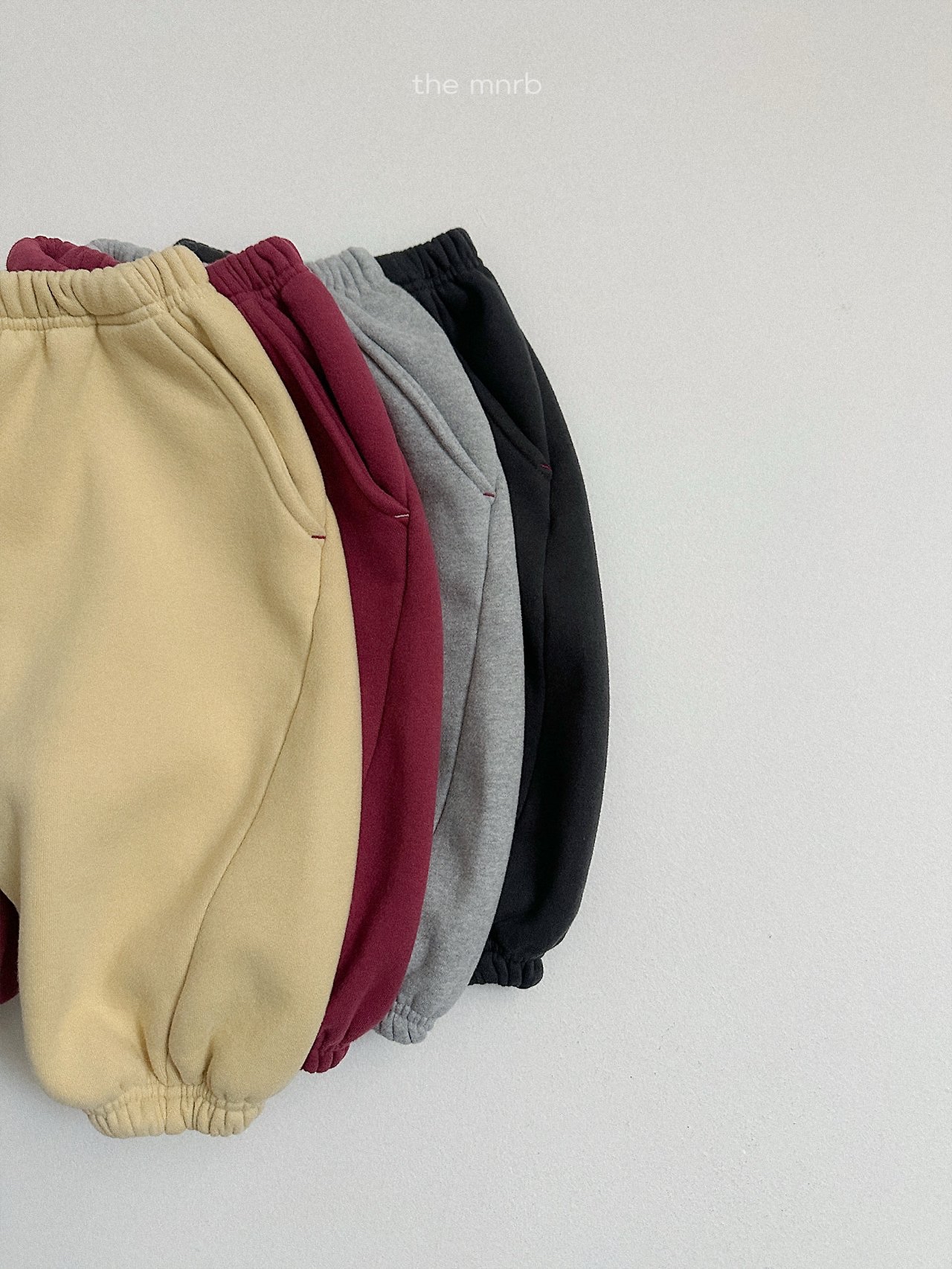 Mnirobe | Barrel jogger pants
