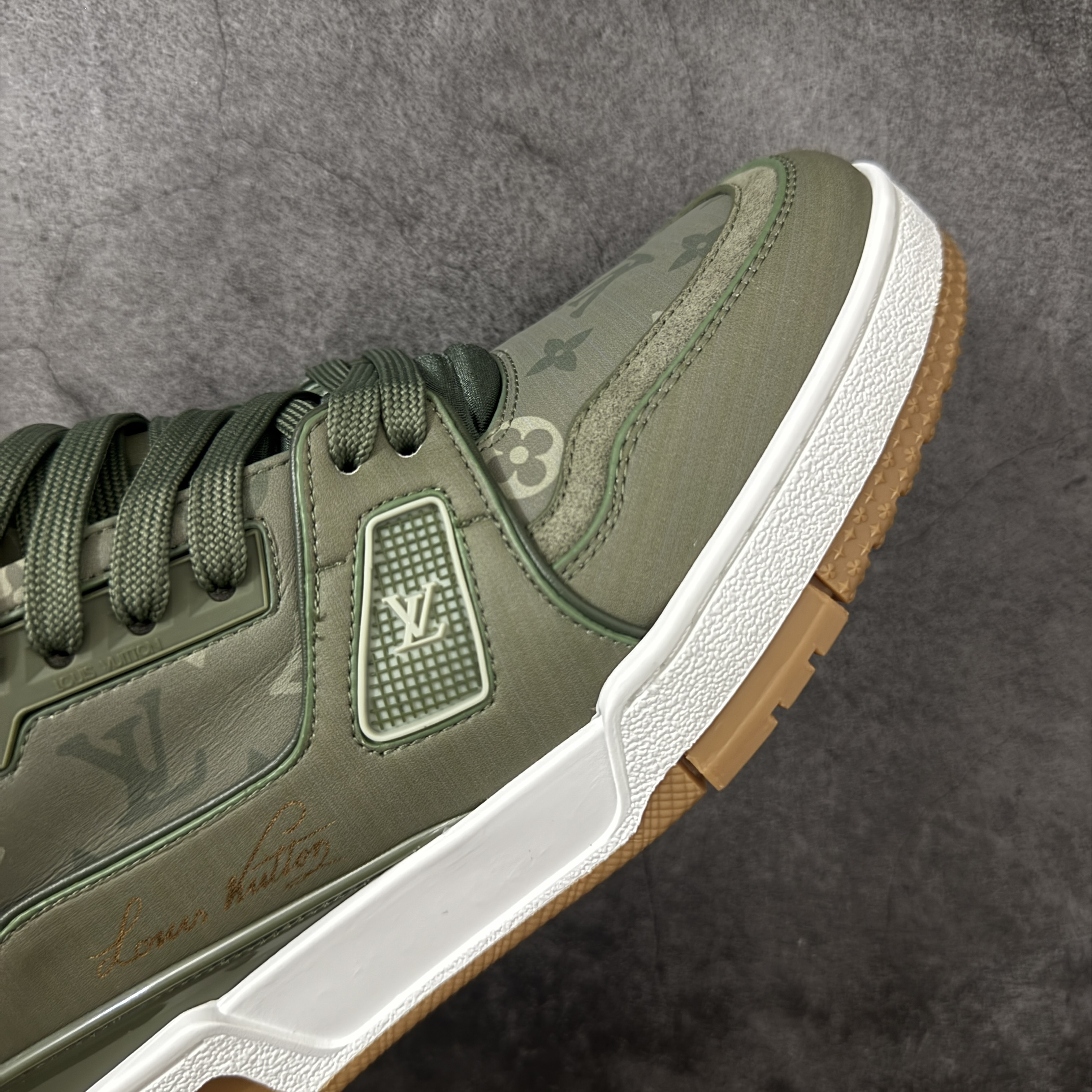 Louis Vuitton LV Trainer