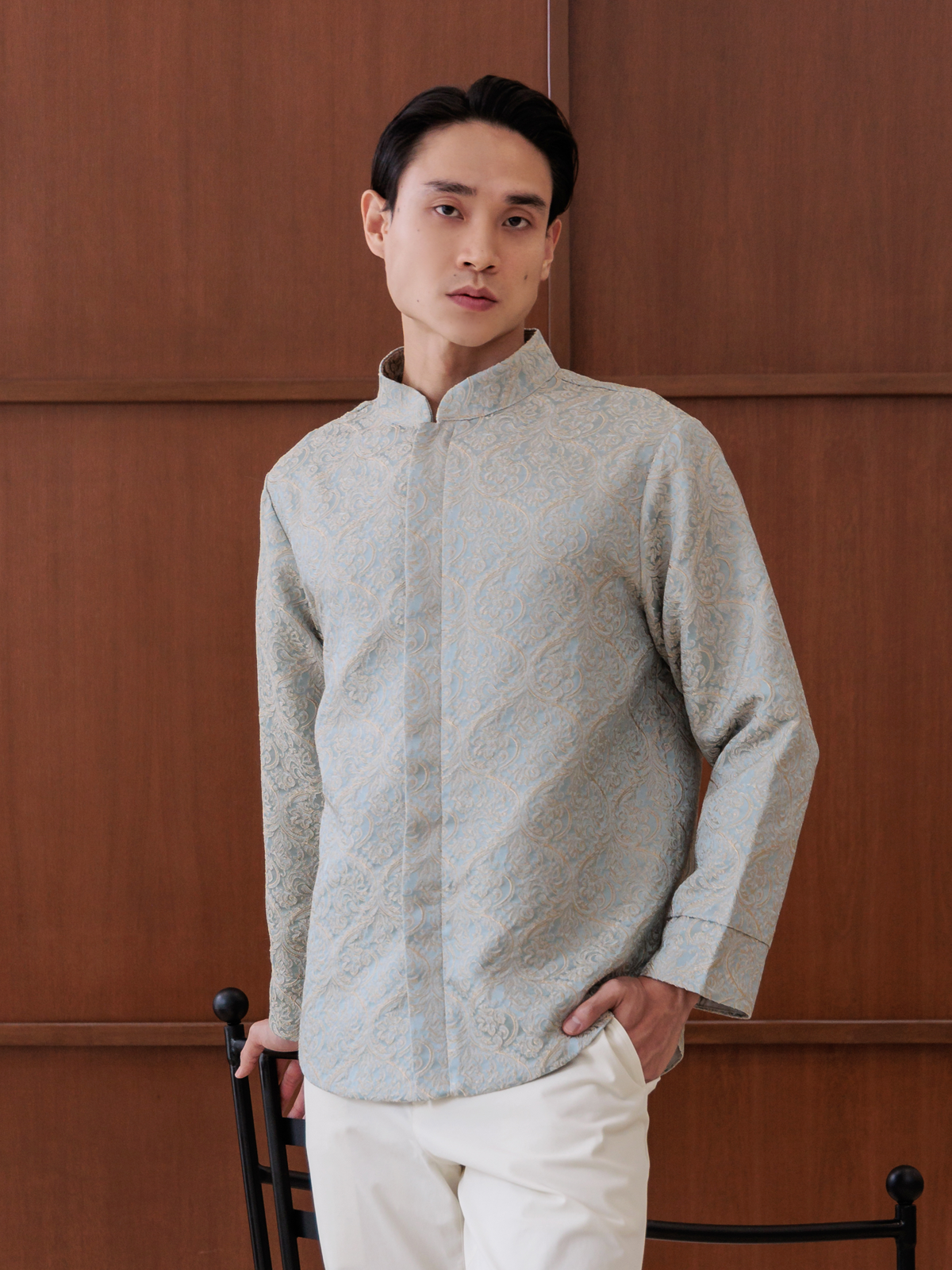 【Pre- Order】Luxe Cream Botanical Brocade Shirt 浮光跃金 M256