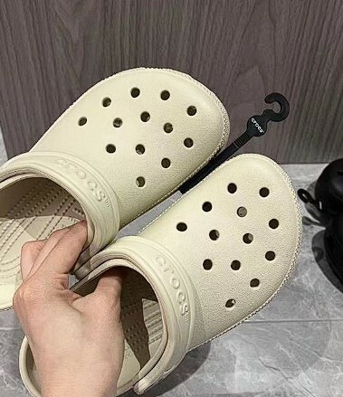 成人洞洞鞋 - 1件 現貨