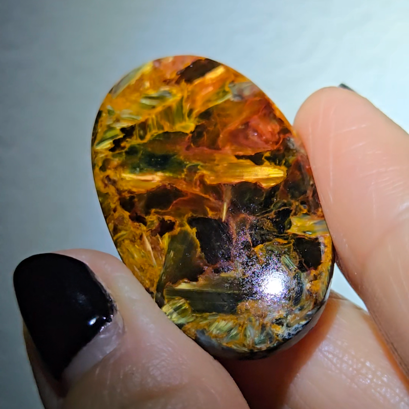 Red, blue and gold pietersite cabochon from Namibia - PT8