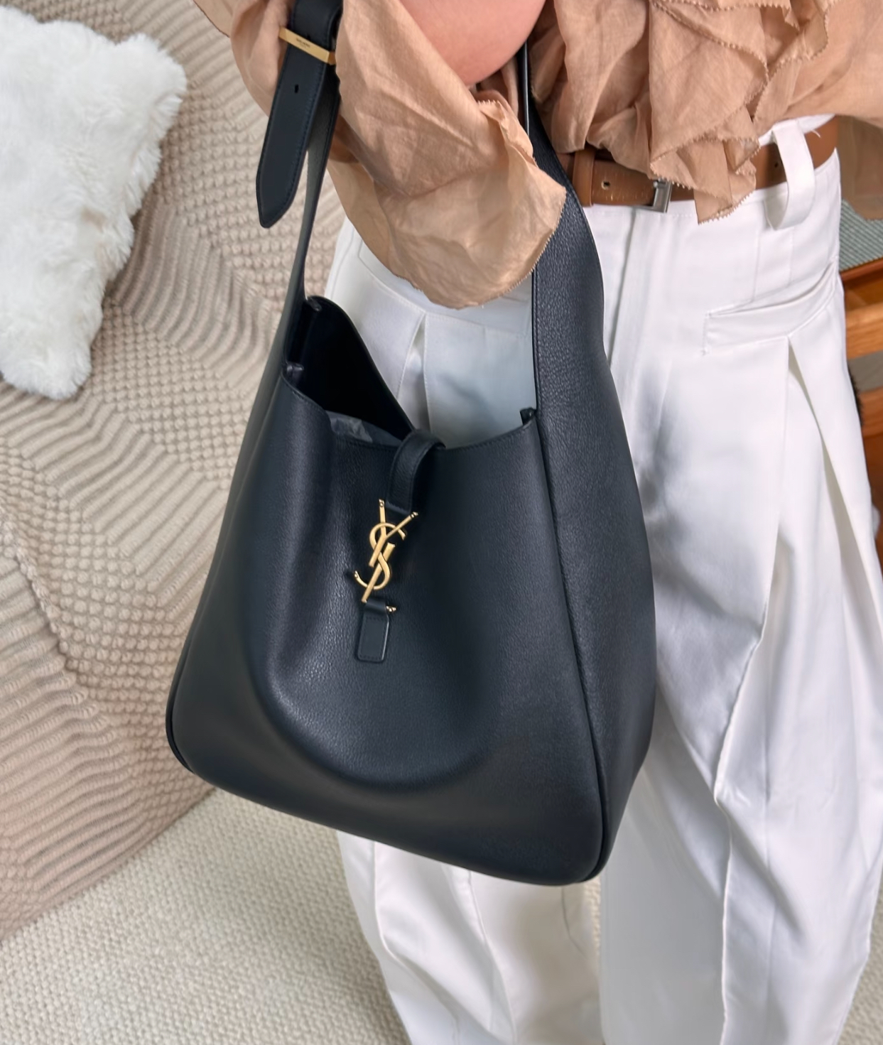 訂貨📮 Saint Laurent LE 5 À 7 SUPPLE hobo Small size !